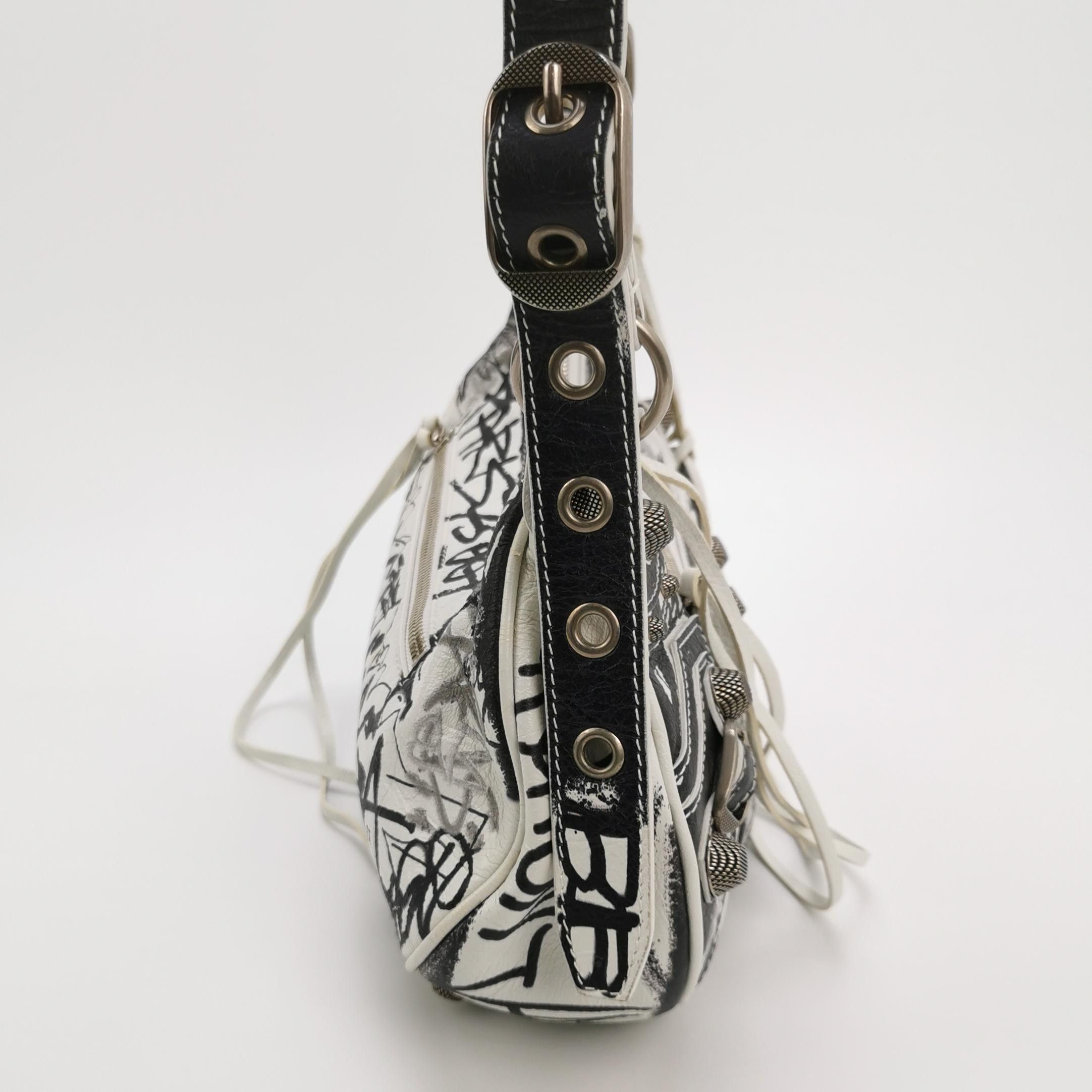 Balenciaga Balenciaga Women os Crossbody Bags Size ONE SIZE - 4 Thumbnail