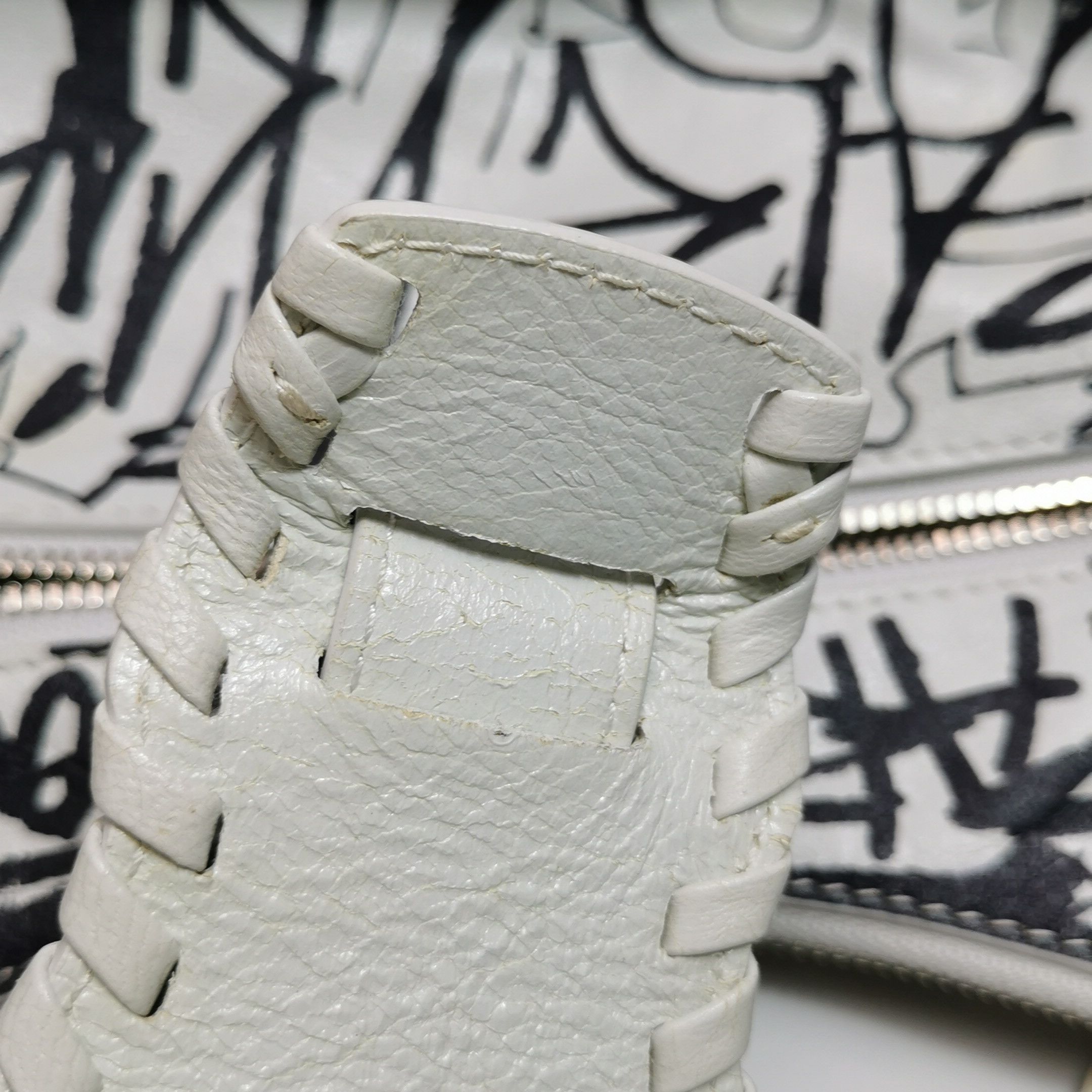 Balenciaga Balenciaga Women os Crossbody Bags Size ONE SIZE - 10 Thumbnail