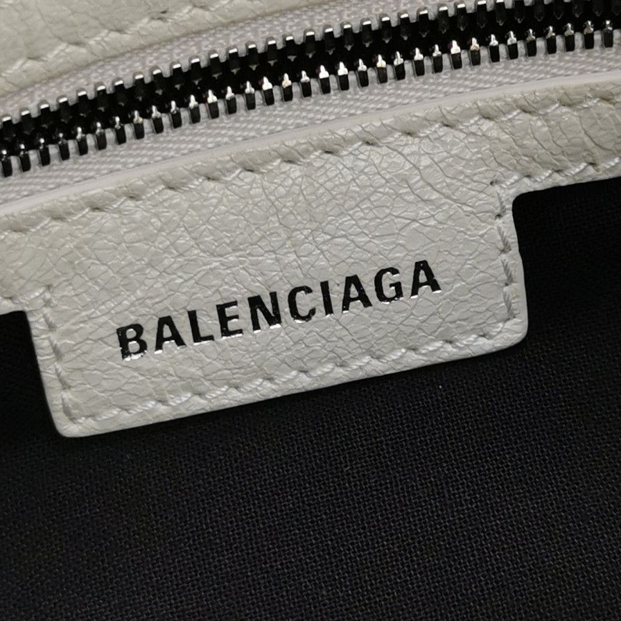 Balenciaga Balenciaga Women os Crossbody Bags Size ONE SIZE - 8 Thumbnail