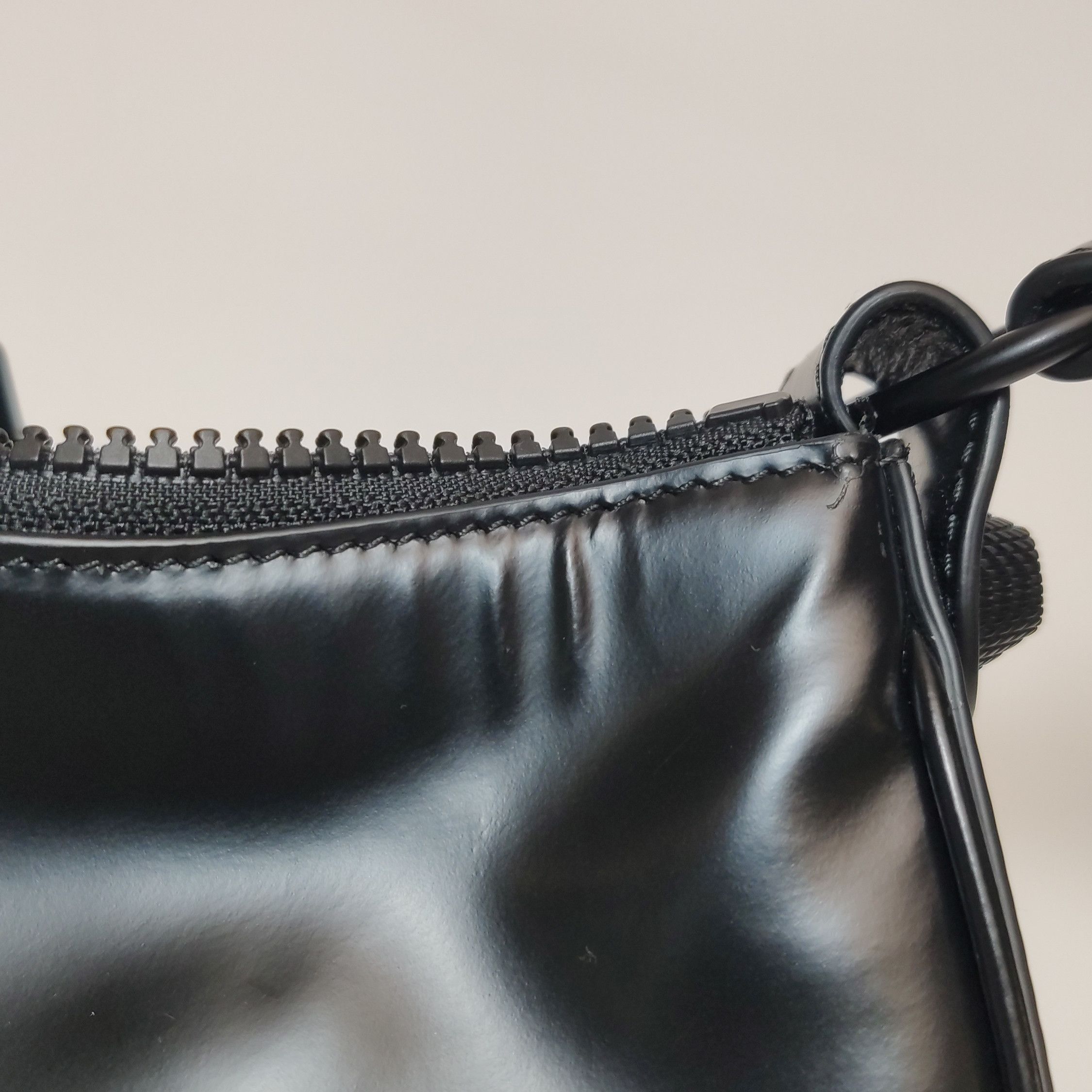 Balenciaga Balenciaga Women os Shoulder Bags Size ONE SIZE - 12 Thumbnail