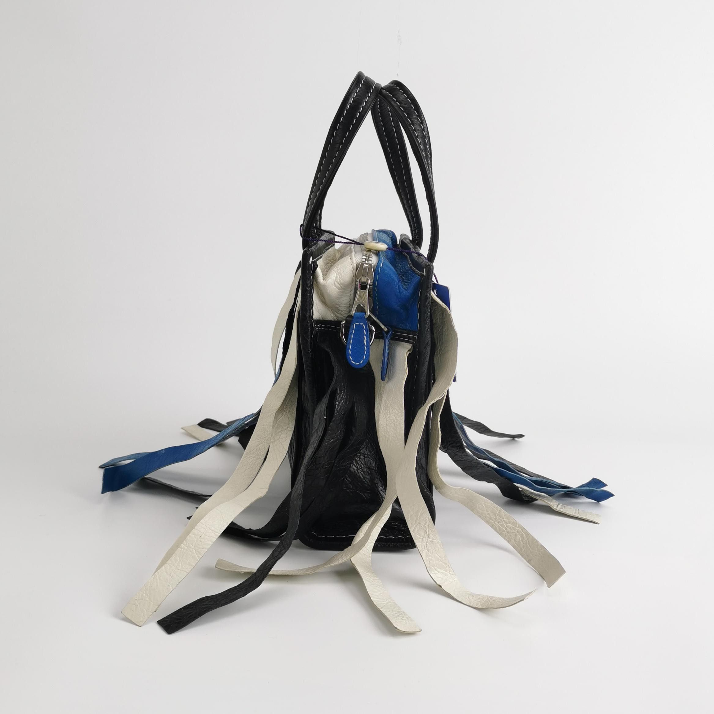 Balenciaga Balenciaga Women os Shoulder Bags Size ONE SIZE - 3 Thumbnail