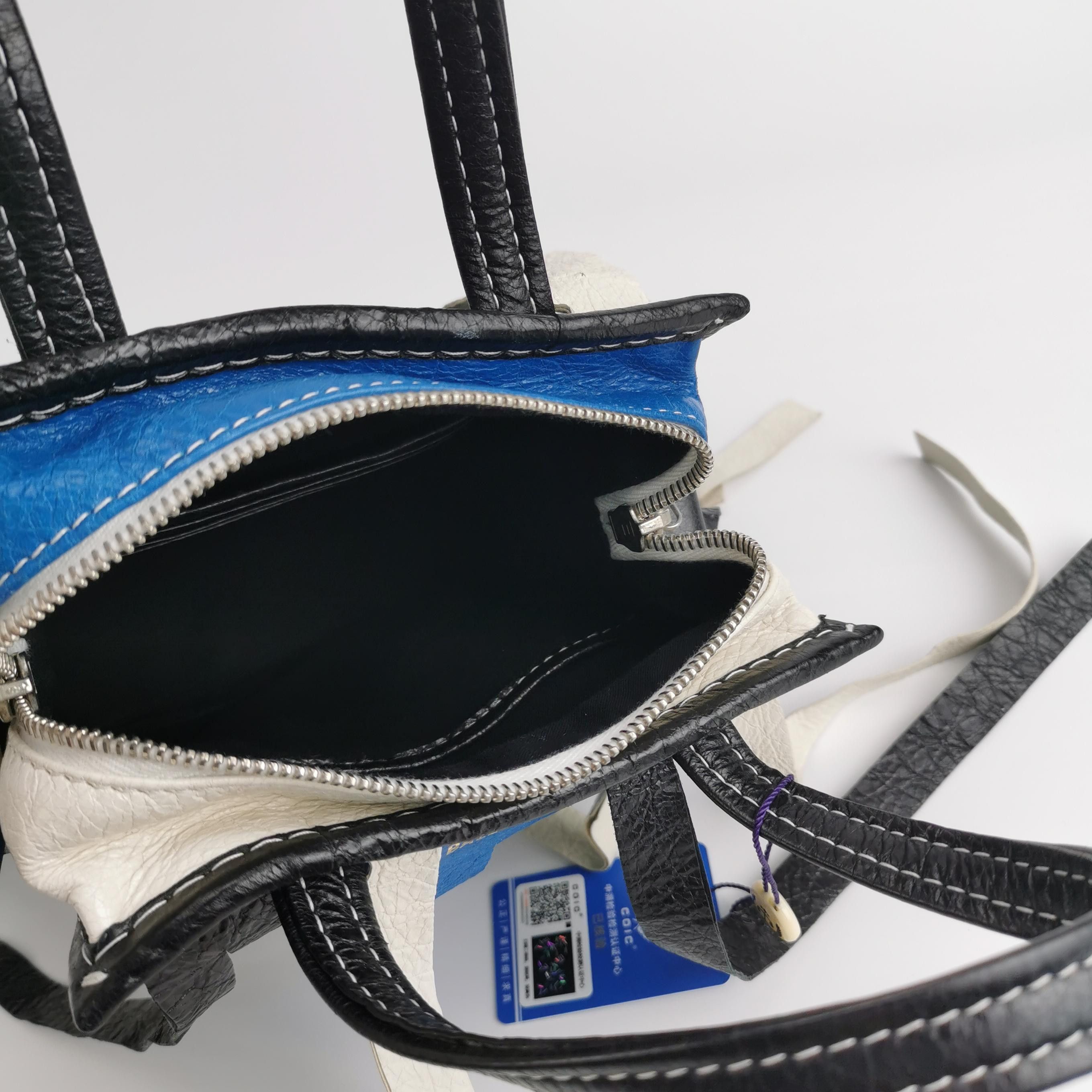 Balenciaga Balenciaga Women os Shoulder Bags Size ONE SIZE - 7 Thumbnail