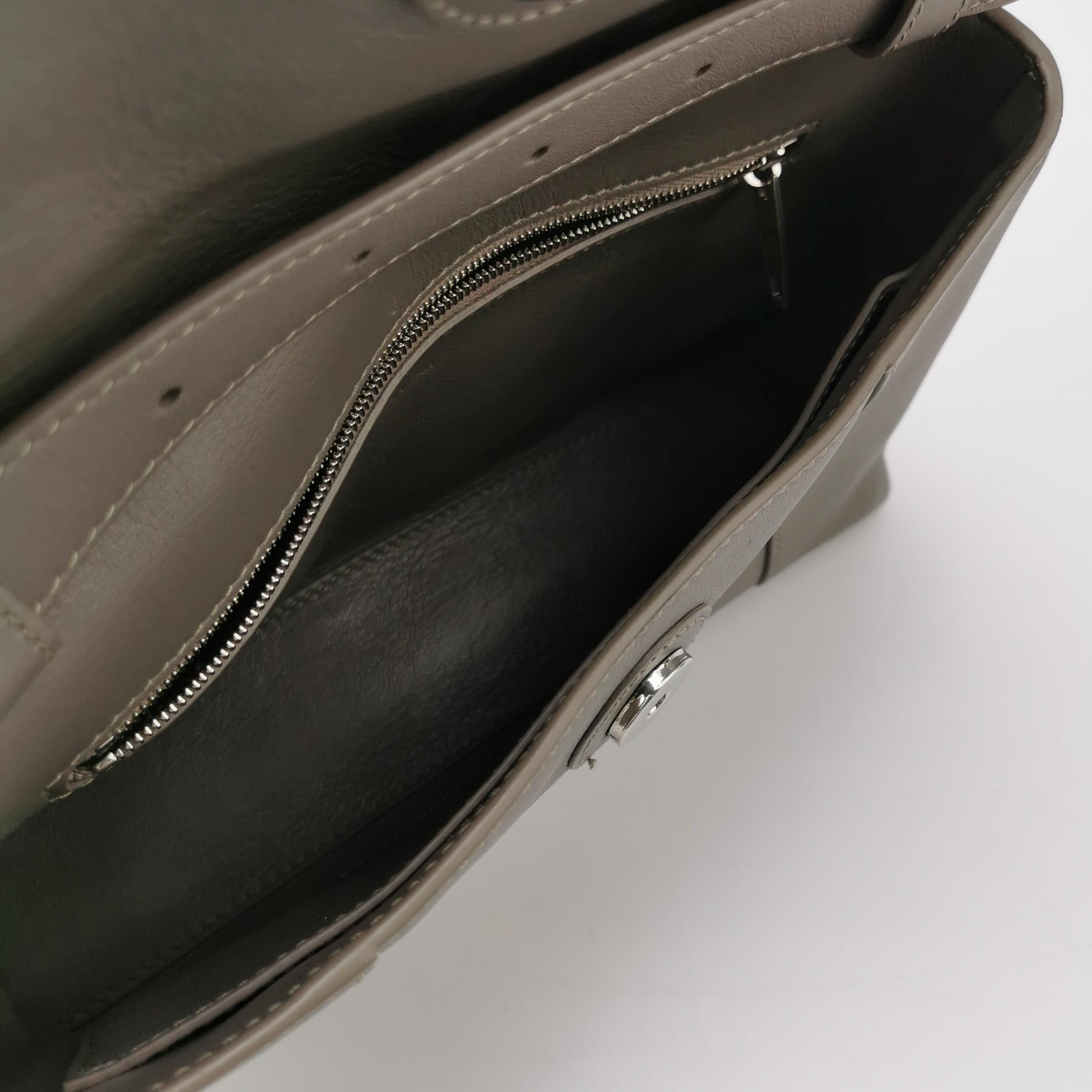 Balenciaga Balenciaga Women os Shoulder Bags Size ONE SIZE - 7 Thumbnail