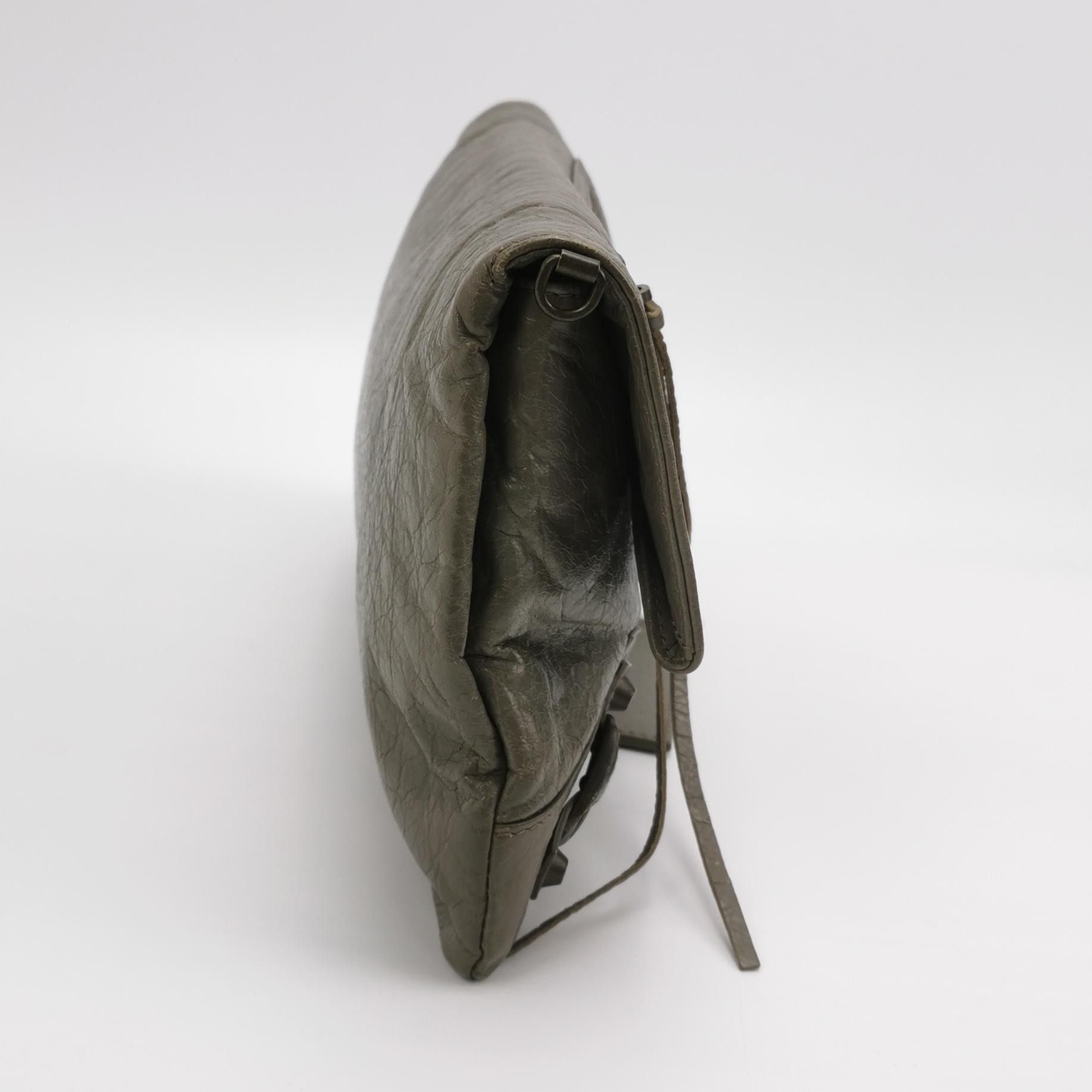 Balenciaga Balenciaga Women os Shoulder Bags Size ONE SIZE - 4 Thumbnail
