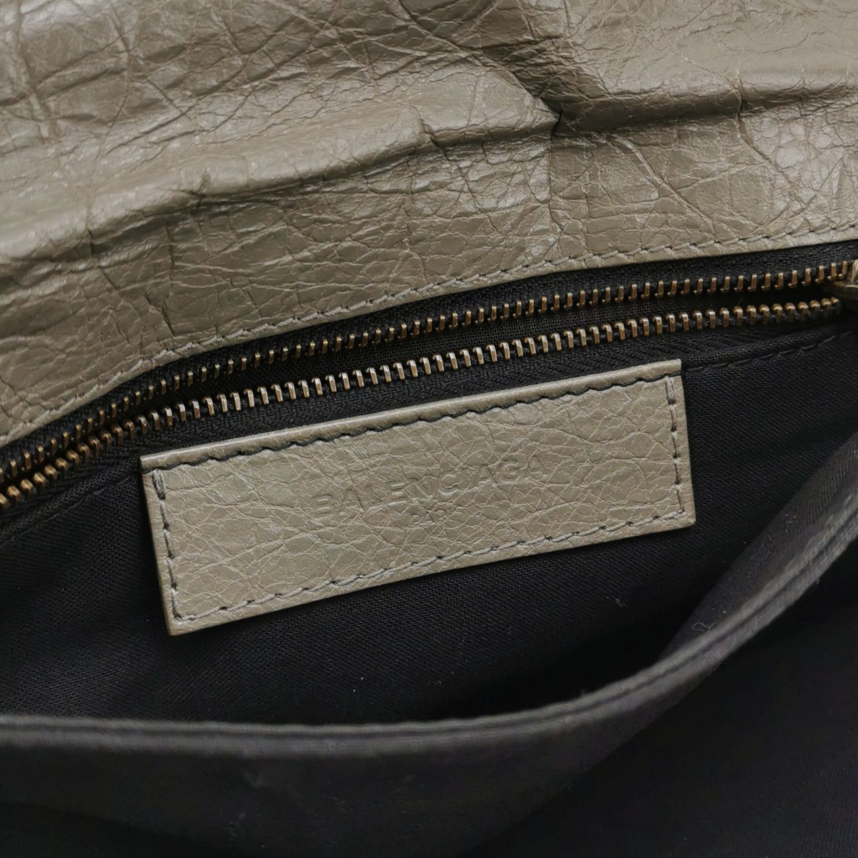 Balenciaga Balenciaga Women os Shoulder Bags Size ONE SIZE - 8 Thumbnail