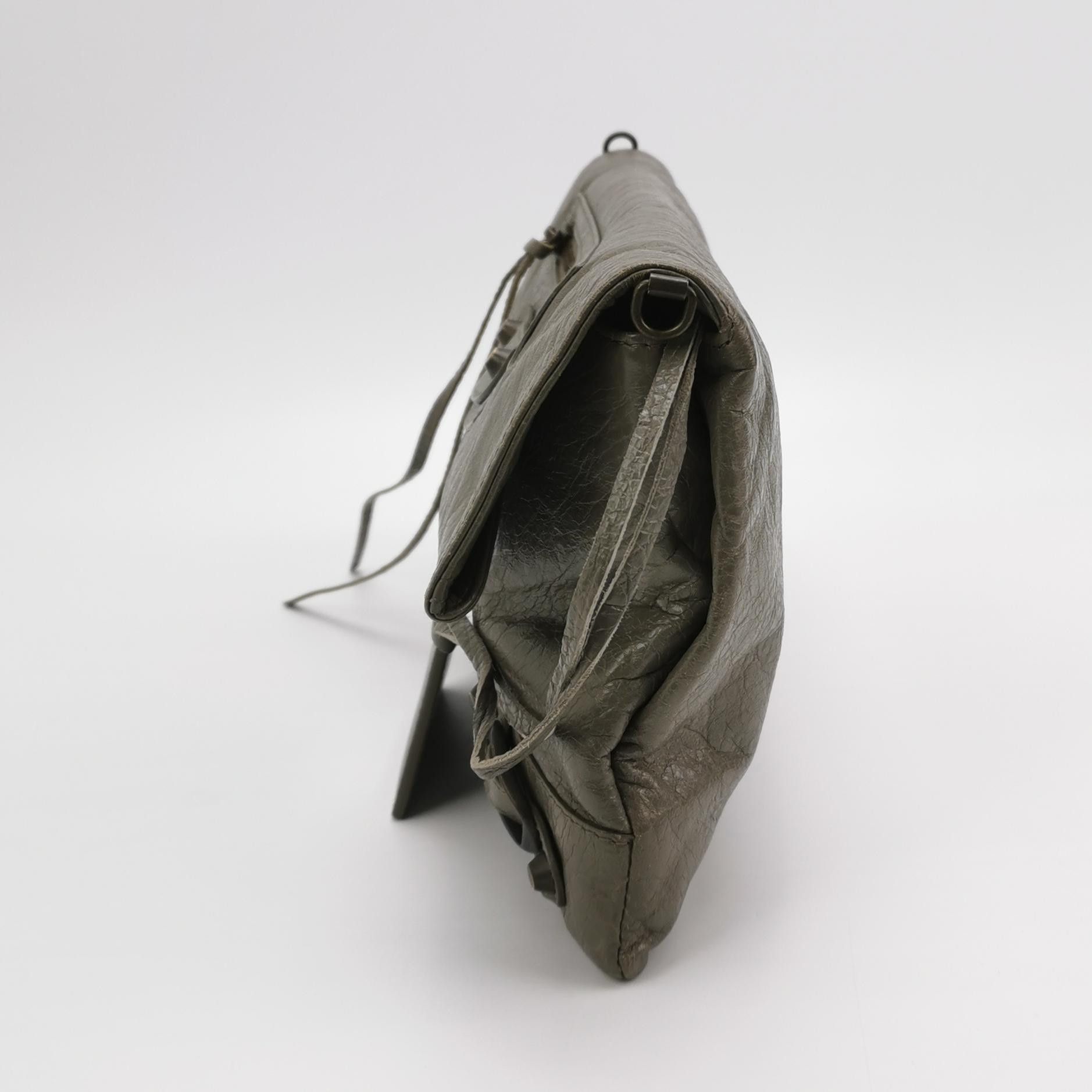 Balenciaga Balenciaga Women os Shoulder Bags Size ONE SIZE - 3 Thumbnail