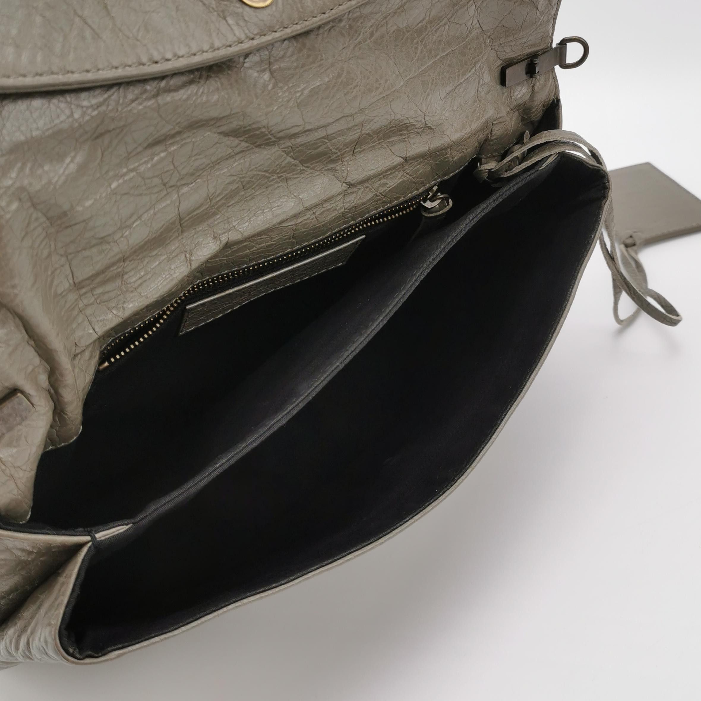 Balenciaga Balenciaga Women os Shoulder Bags Size ONE SIZE - 7 Thumbnail