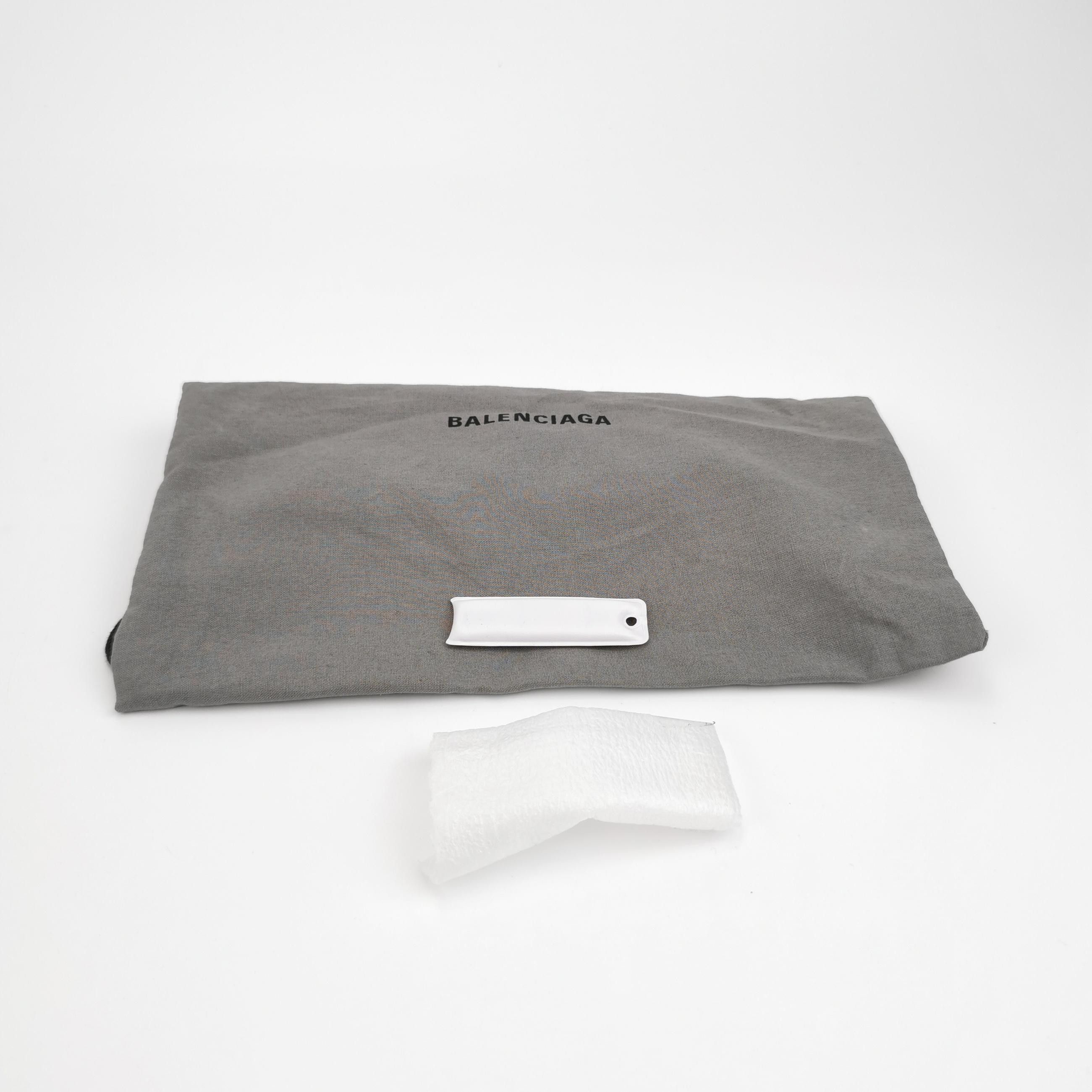Balenciaga Balenciaga Women os Shoulder Bags Size ONE SIZE - 9 Thumbnail