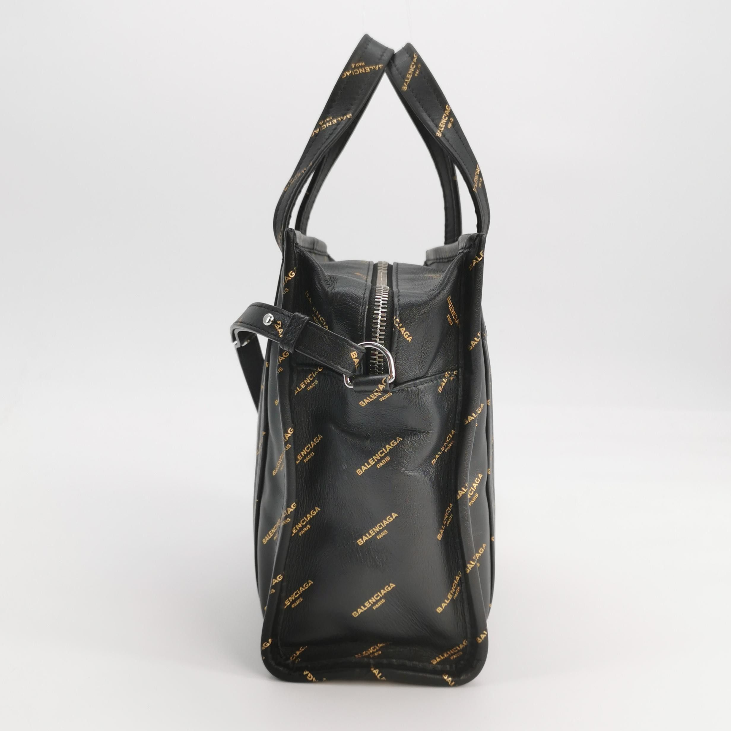 Balenciaga Balenciaga Women os Shoulder Bags Size ONE SIZE - 3 Thumbnail