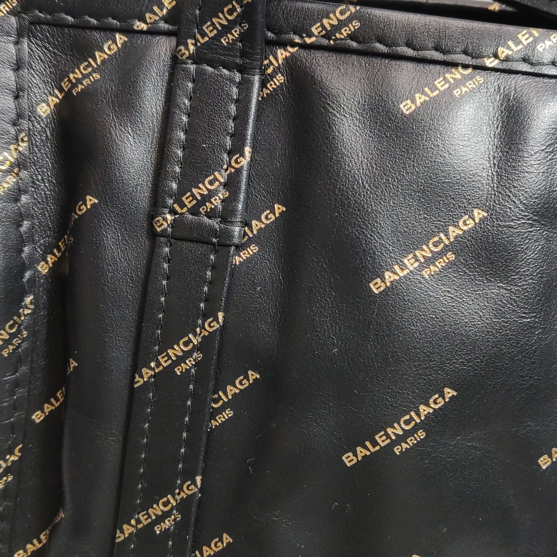 Balenciaga Balenciaga Women os Shoulder Bags Size ONE SIZE - 16 Thumbnail