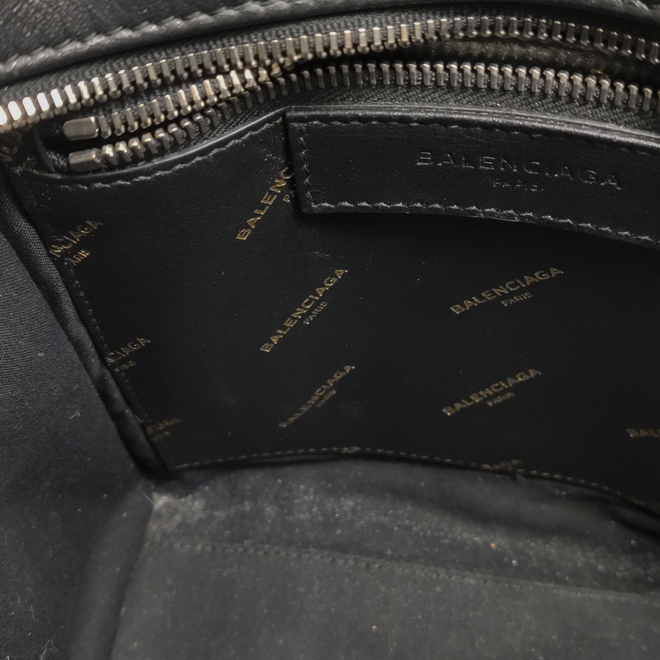 Balenciaga Balenciaga Women os Shoulder Bags Size ONE SIZE - 9 Thumbnail