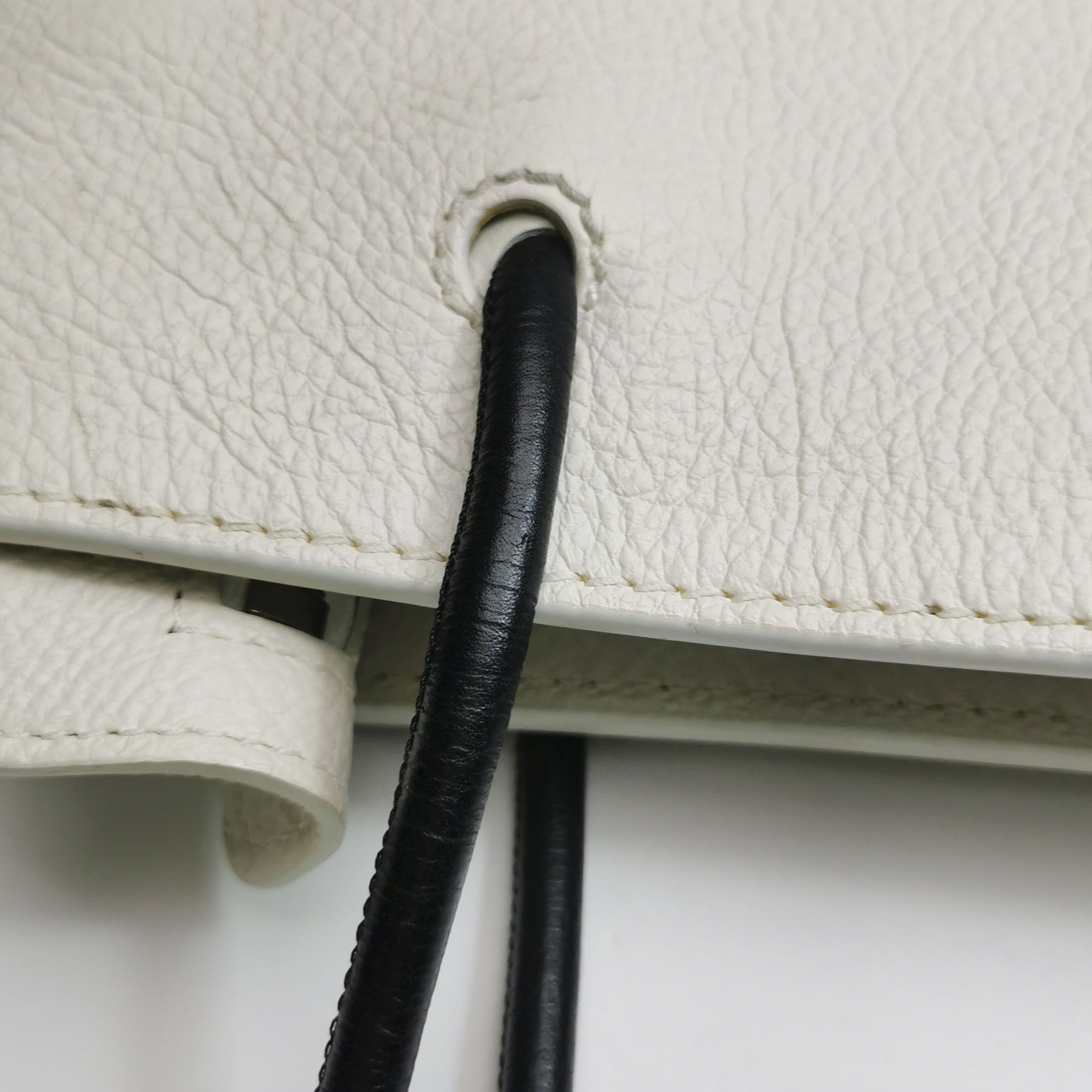Balenciaga Balenciaga Women os Shoulder Bags Size ONE SIZE - 11 Thumbnail