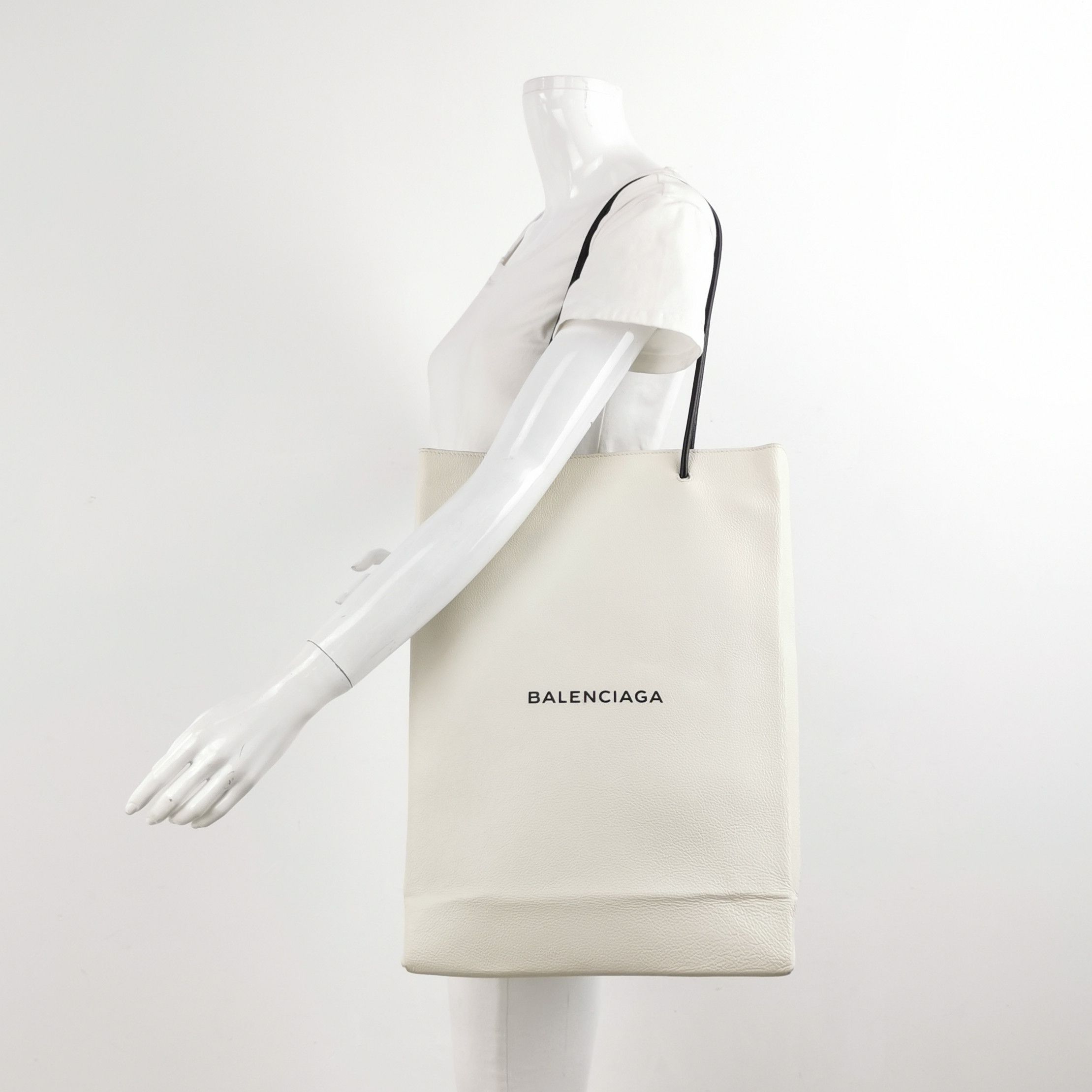 Balenciaga Balenciaga Women os Shoulder Bags Size ONE SIZE - 2 Thumbnail
