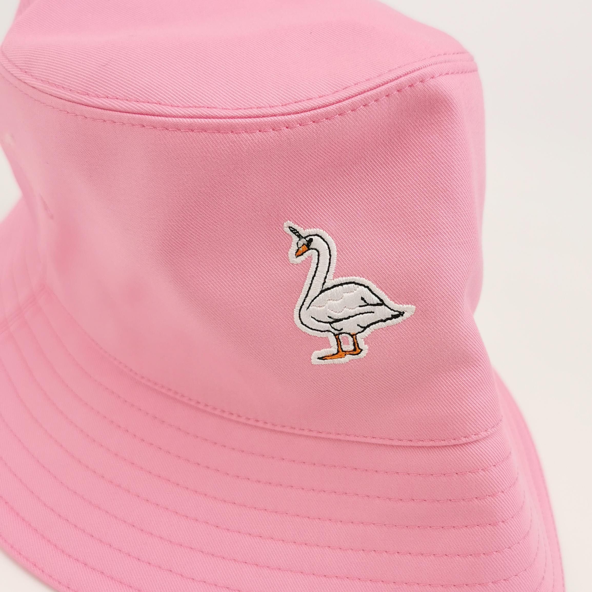 Burberry Burberry Unicorn Swan Logo Bucket Hat Size ONE SIZE - 5 Thumbnail