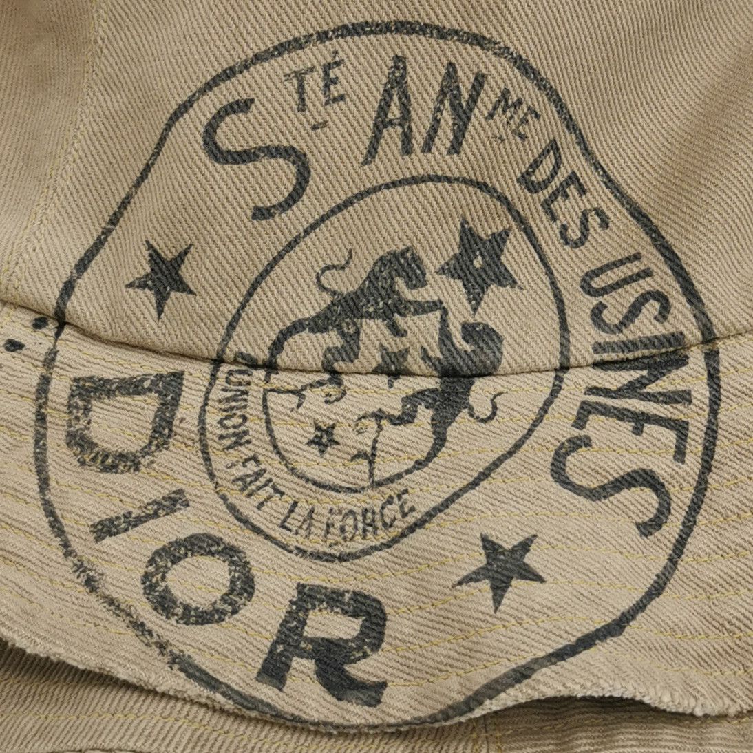 Dior Dior Graphic Logo Cotton Bucket Hat Size 58 Size ONE SIZE - 4 Thumbnail
