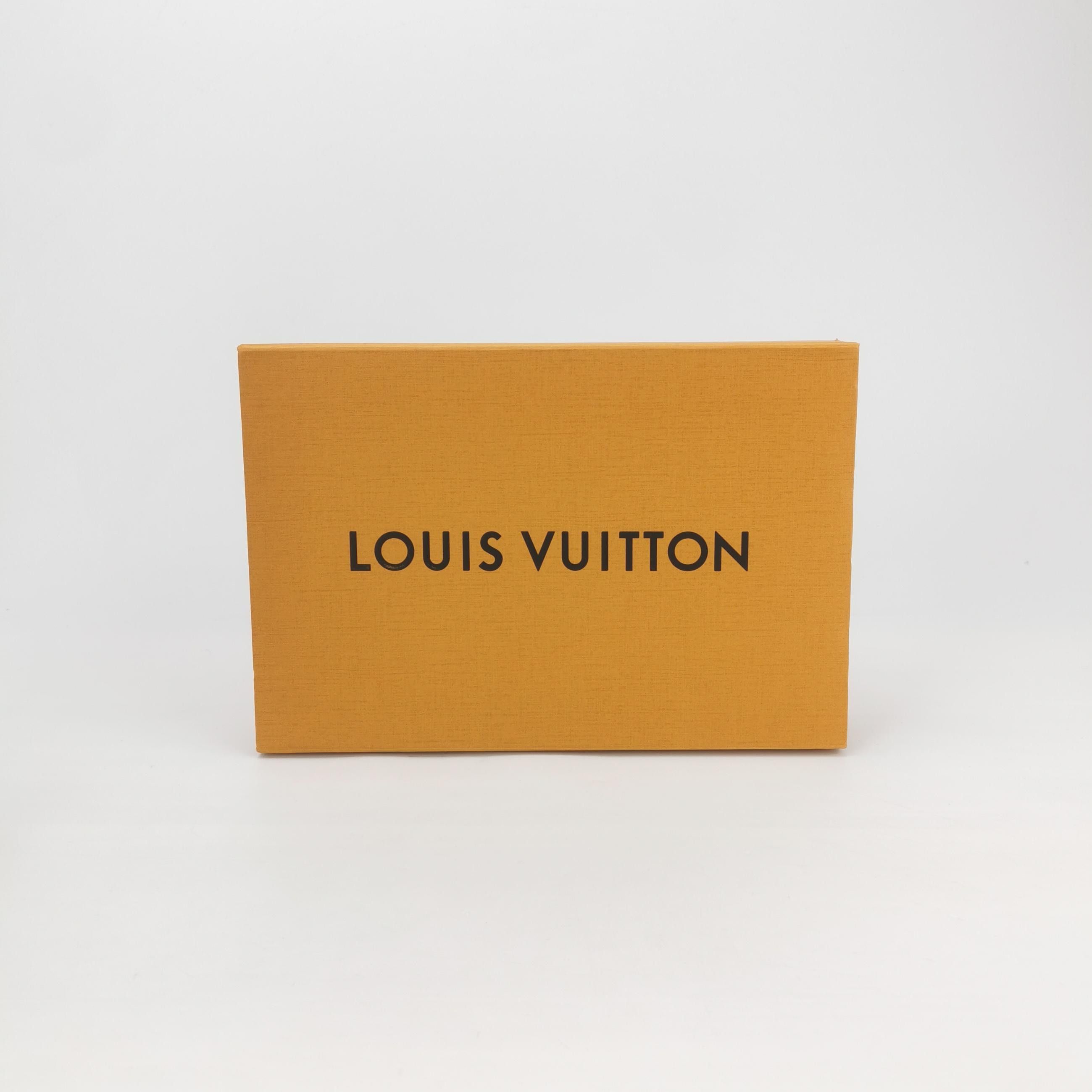 Louis Vuitton Louis Vuitton LV Logo Beanie One Size Size ONE SIZE - 6 Thumbnail