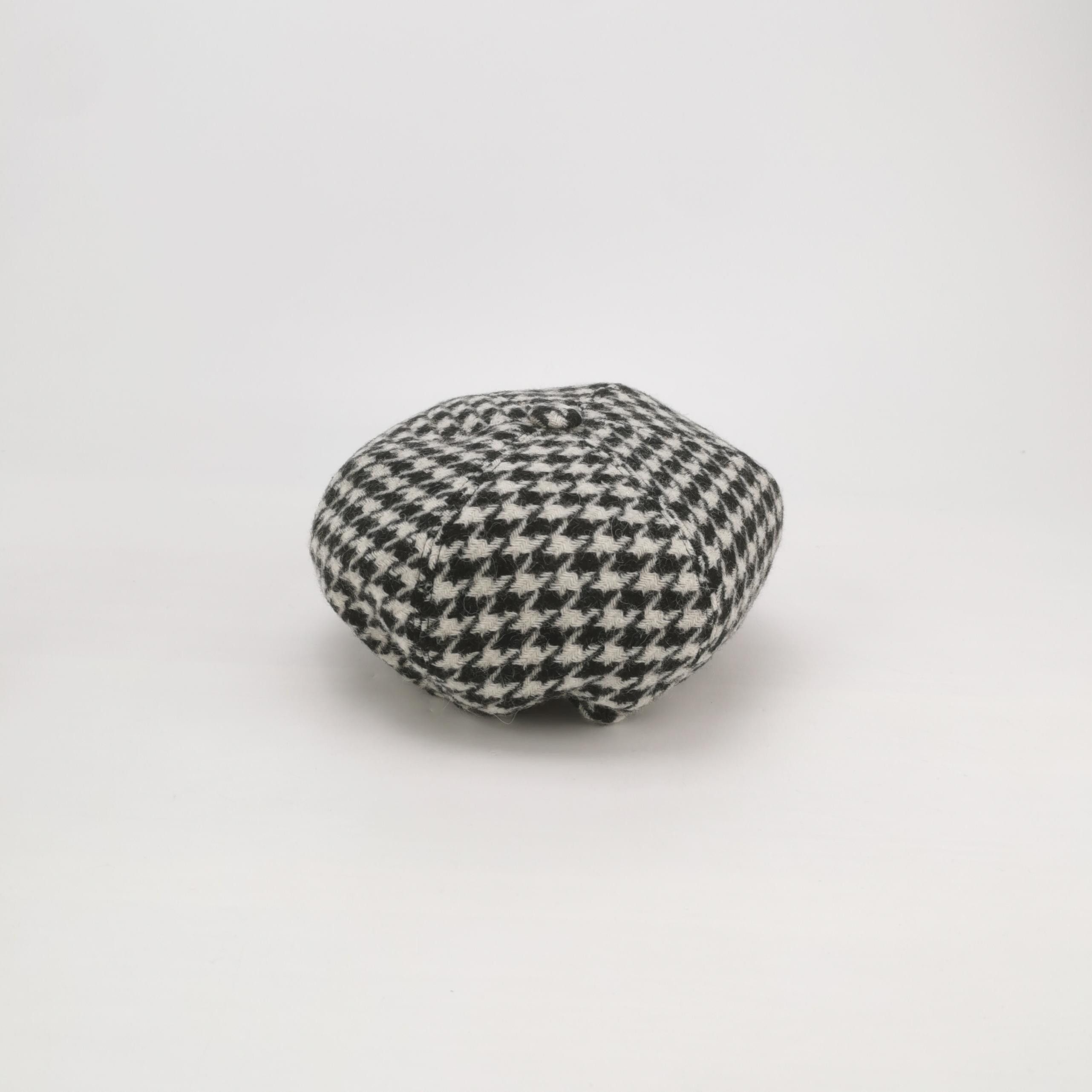 Miu Miu Miu Miu Houndstooth Beret Size S Size ONE SIZE - 3 Thumbnail
