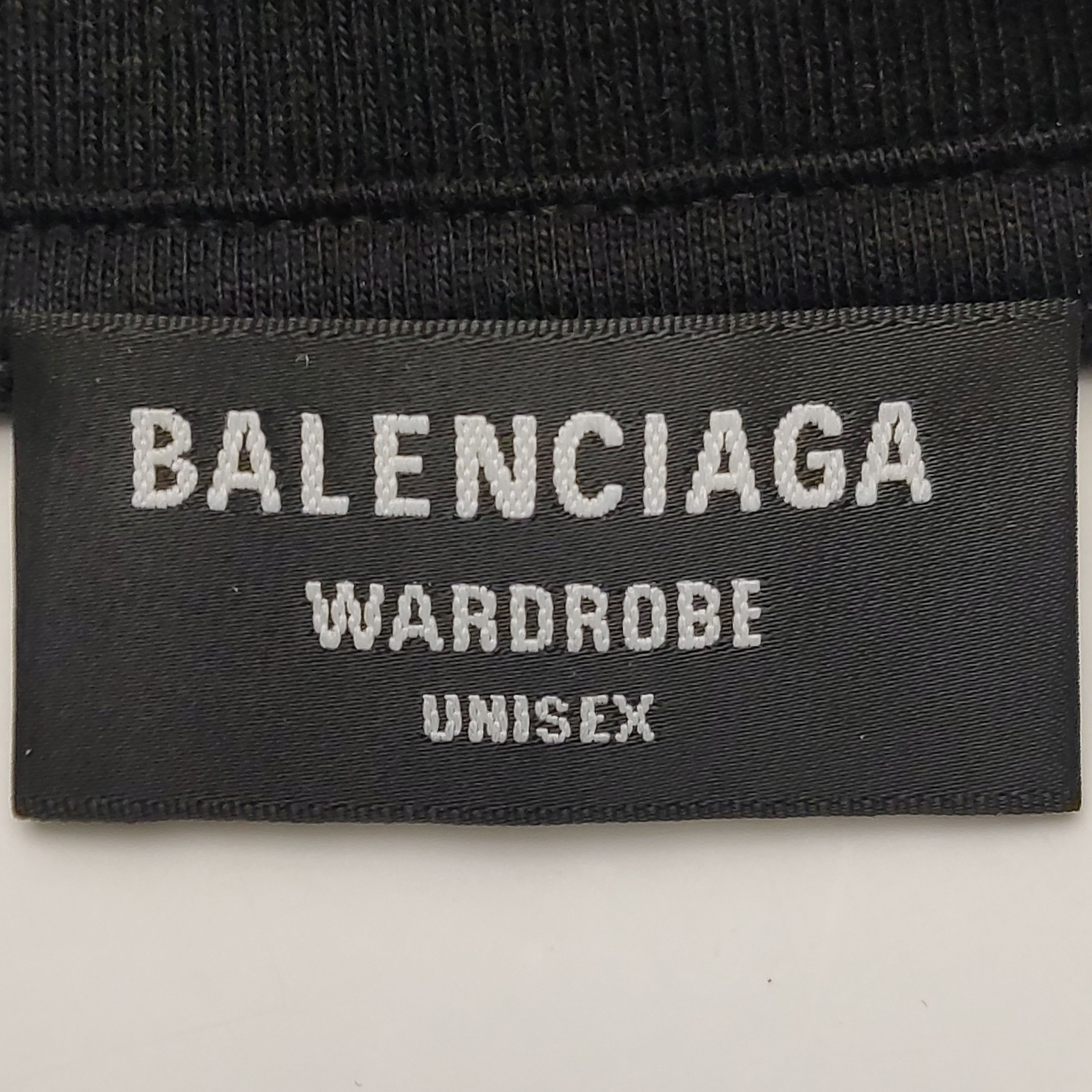 Balenciaga Balenciaga Pixelated Logo T-Shirt Size L Size US L / EU 52-54 / 3 - 4 Thumbnail