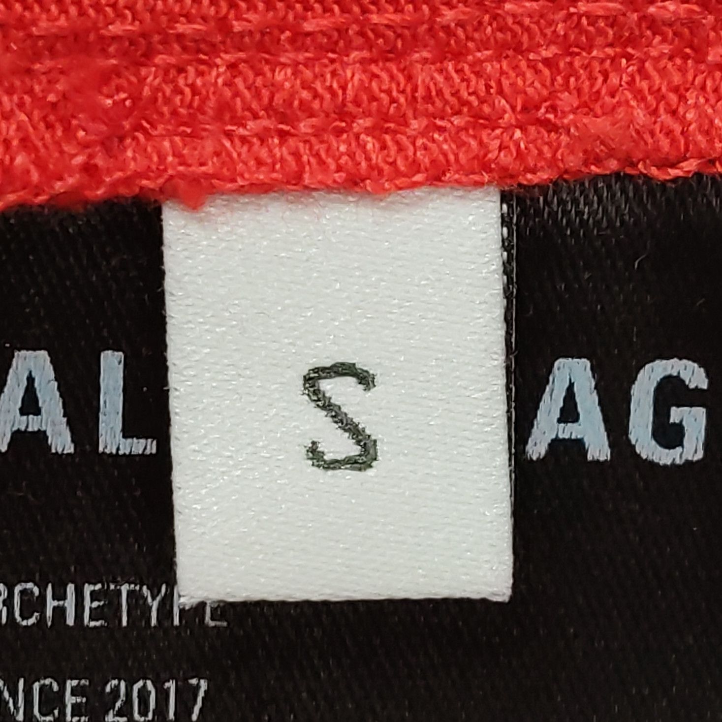 Balenciaga Balenciaga Red Logo Print T-Shirt Size S Size US S / EU 44-46 / 1 - 6 Thumbnail