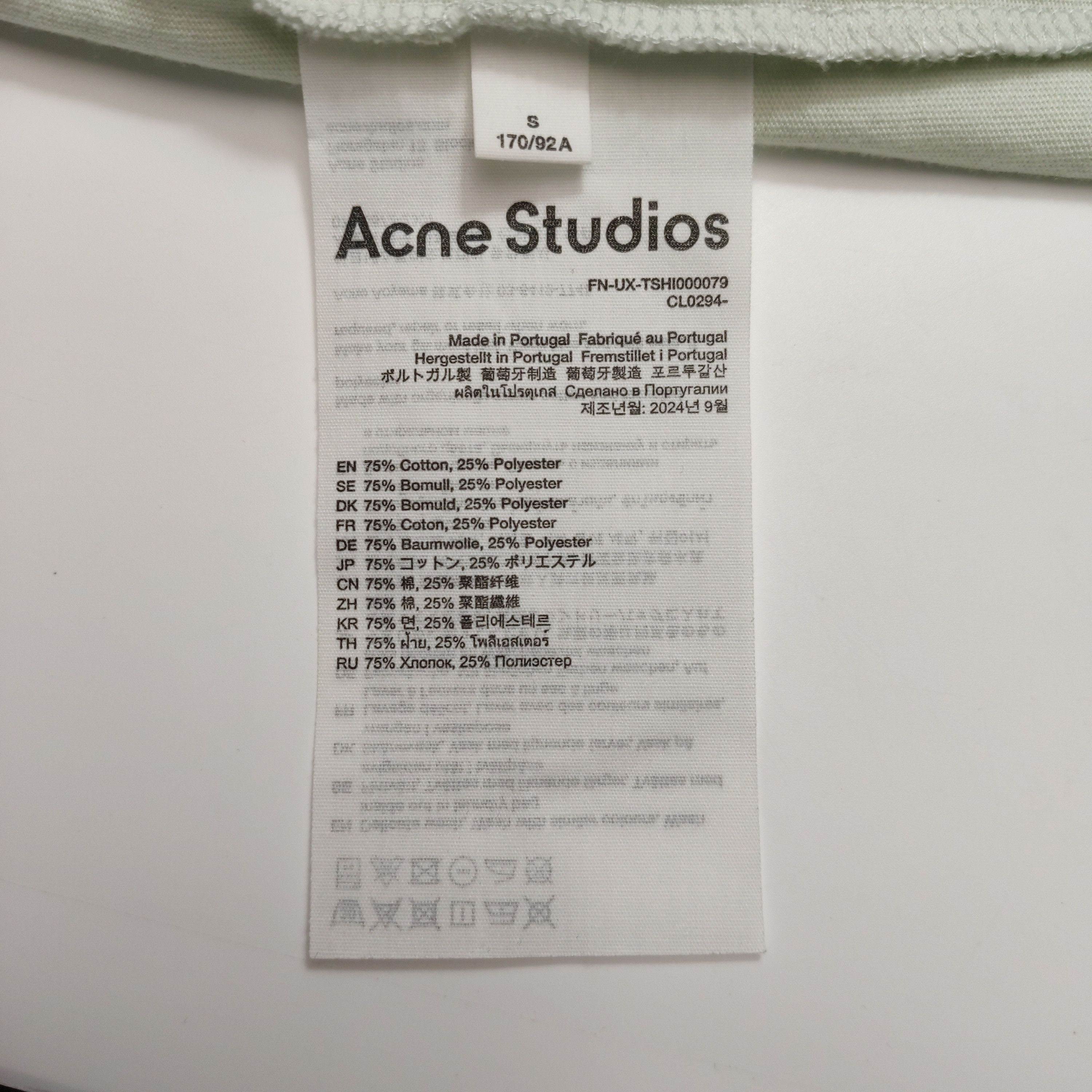 Acne Studios Acne Studios Distressed Logo Print T-Shirt Size S Size US S / EU 44-46 / 1 - 6 Thumbnail