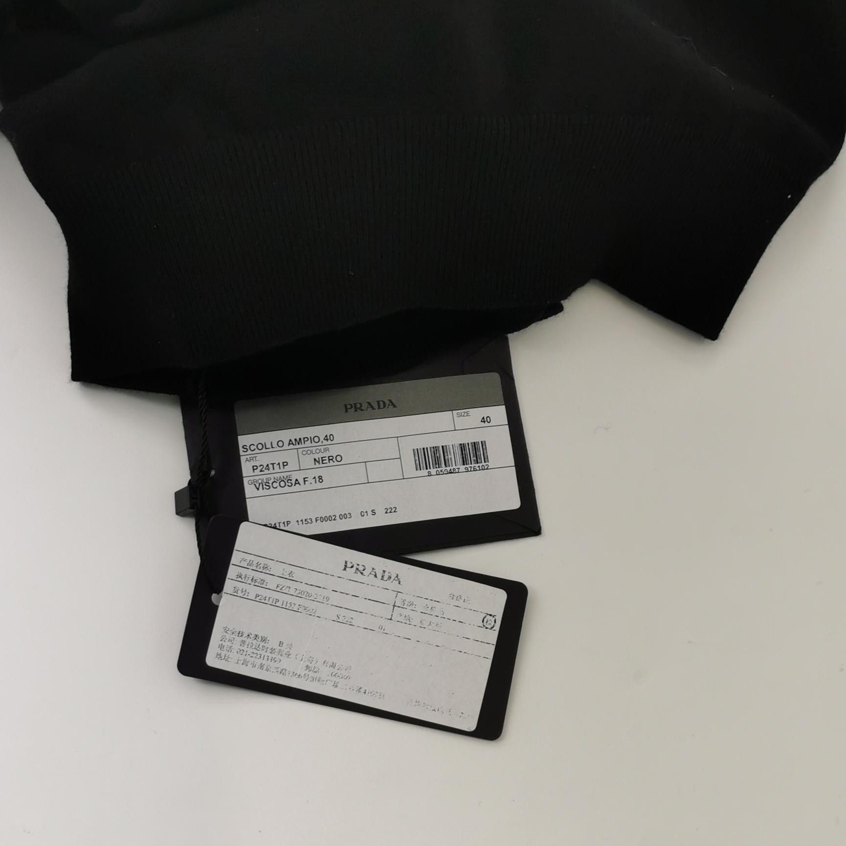Prada Prada Black Solid Long Sleeve Sweater Size 40 Size S / US 4 / IT 40 - 3 Thumbnail