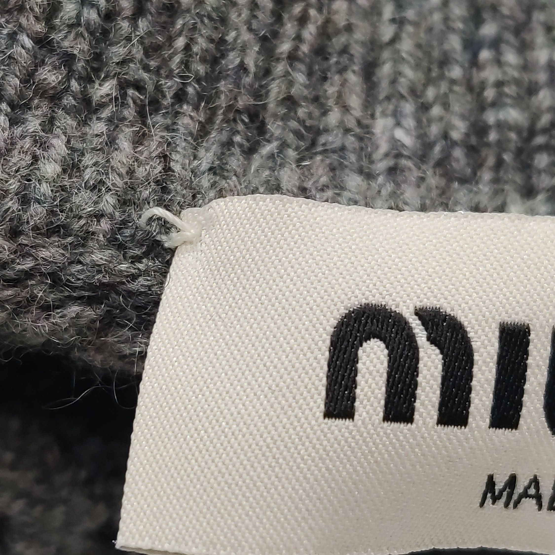 Miu Miu Miu Miu Logo Collared Sweater Size 38 Size XS / US 0-2 / IT 36-38 - 8 Thumbnail