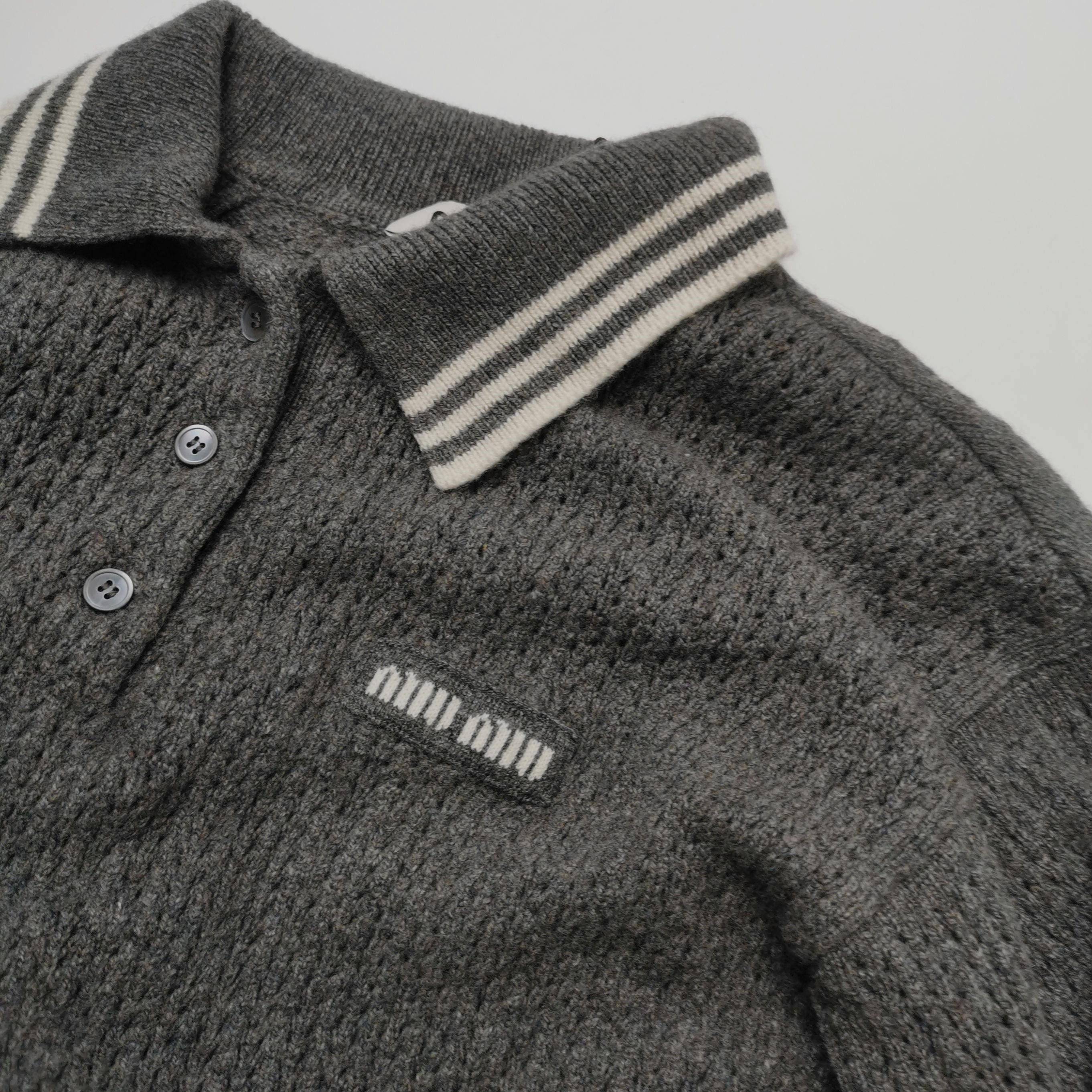 Miu Miu Miu Miu Logo Collared Sweater Size 38 Size XS / US 0-2 / IT 36-38 - 3 Thumbnail