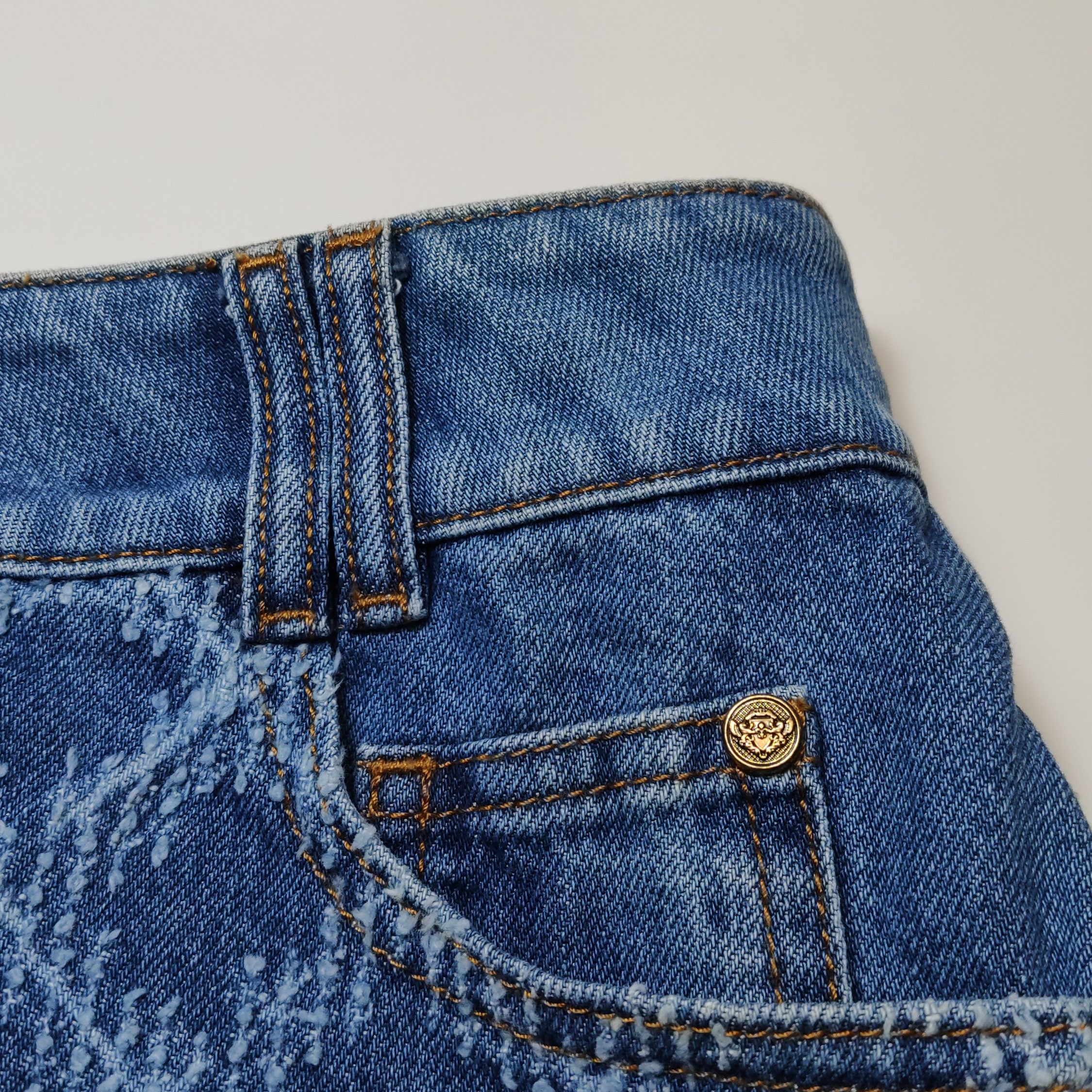 Balmain Balmain Monogram Denim Shorts Size 36 Size 26" / US 2 / IT 38 - 7 Thumbnail