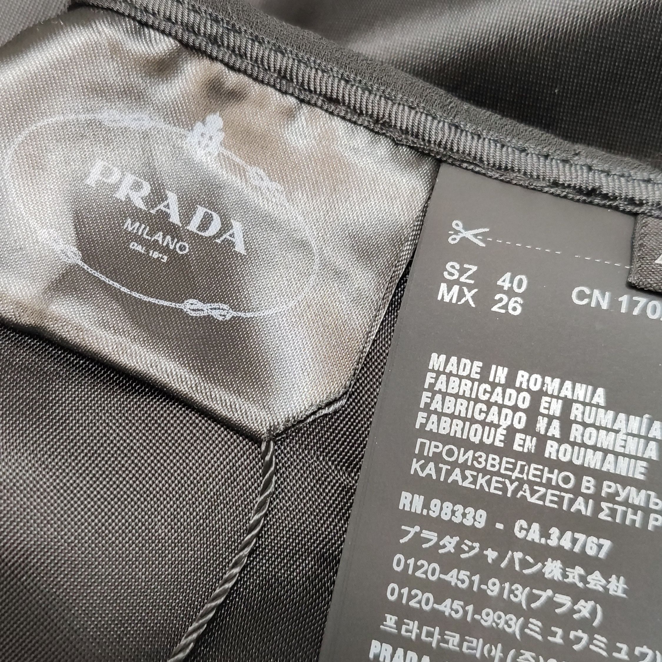 Prada Prada Black Minimalist Skirt Size 40 Size 27" / US 4 / IT 40 - 7 Thumbnail