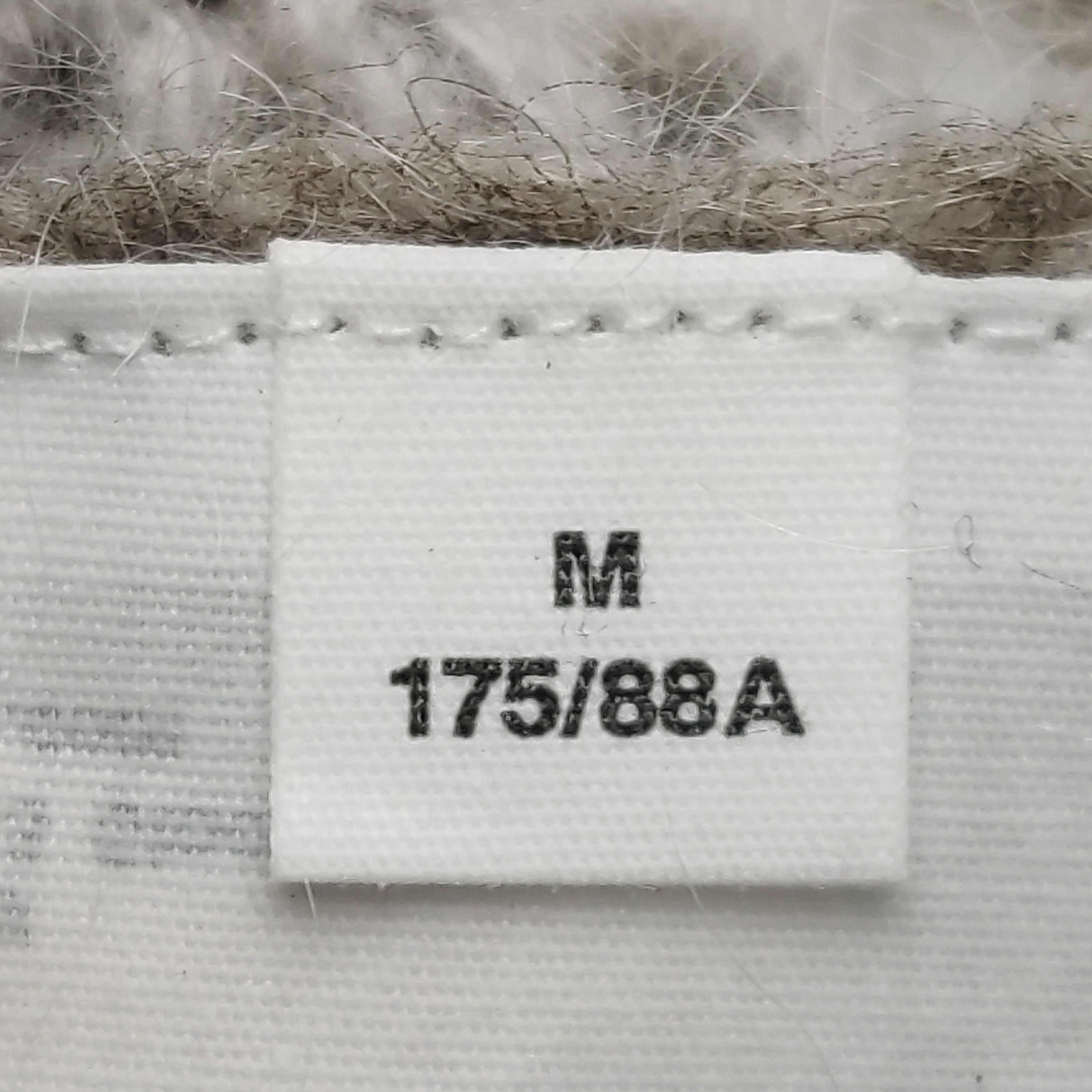Acne Studios Acne Studios Mohair Blend V-Neck Cardigan Size M Size US M / EU 48-50 / 2 - 6 Thumbnail
