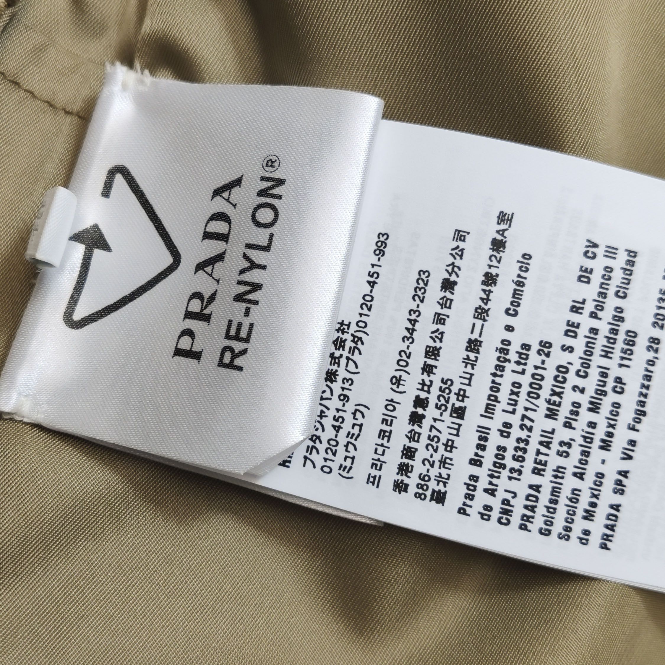 Prada Prada Re-Nylon Cargo Vest Size XS Size US XS / EU 42 / 0 - 11 Thumbnail