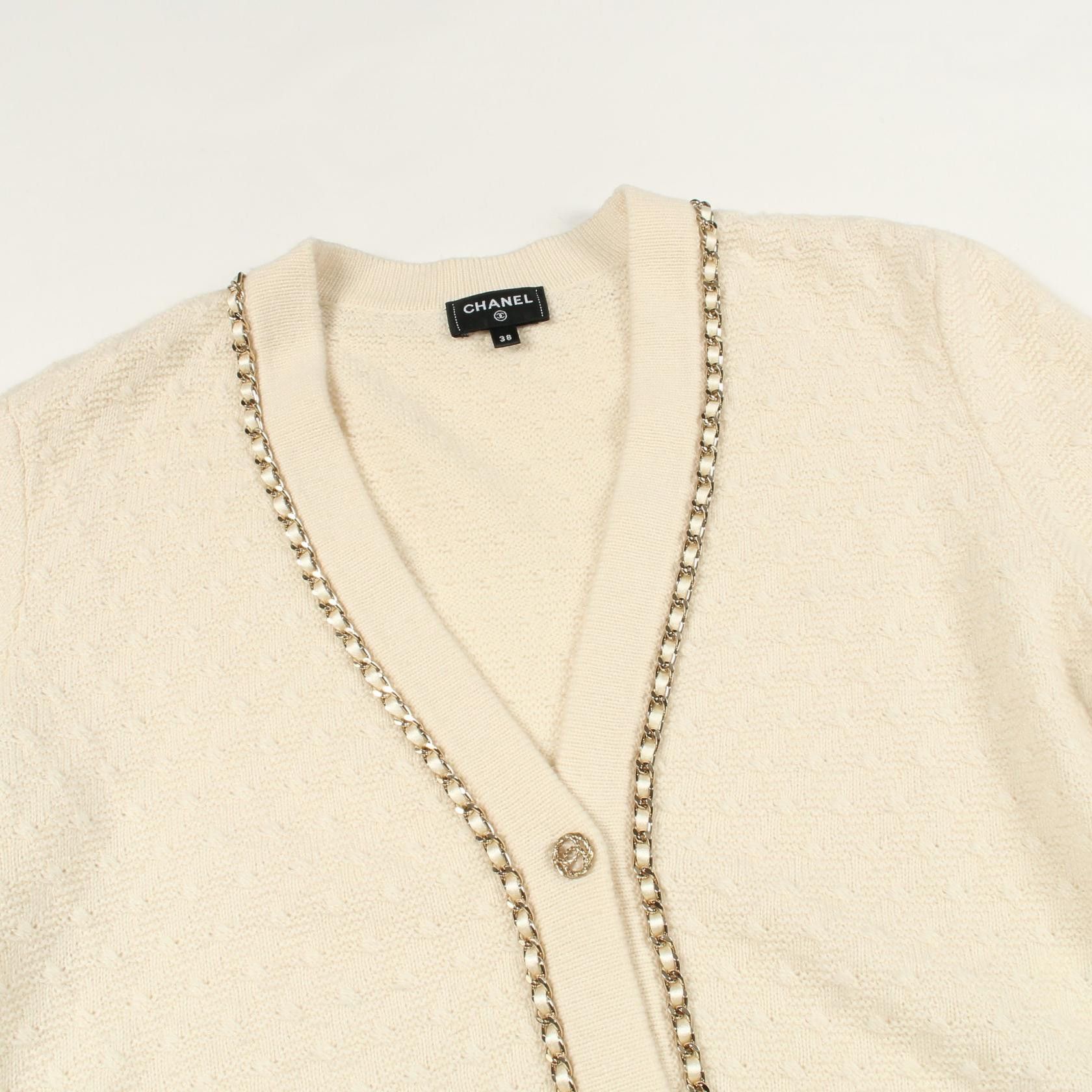 Chanel Chanel CHANEL Coco Mark Button Cashmere Cardigan Textile Tops P75677K10893 DUTY FREE for USA Size ONE SIZE - 8 Thumbnail