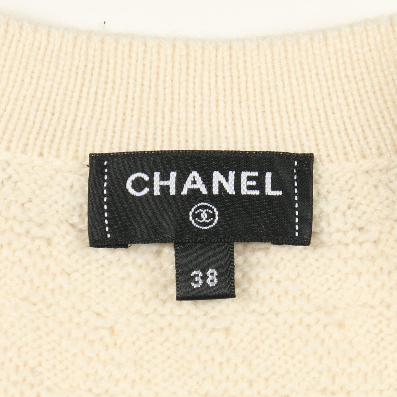 Chanel Chanel CHANEL Coco Mark Button Cashmere Cardigan Textile Tops P75677K10893 DUTY FREE for USA Size ONE SIZE - 3 Thumbnail