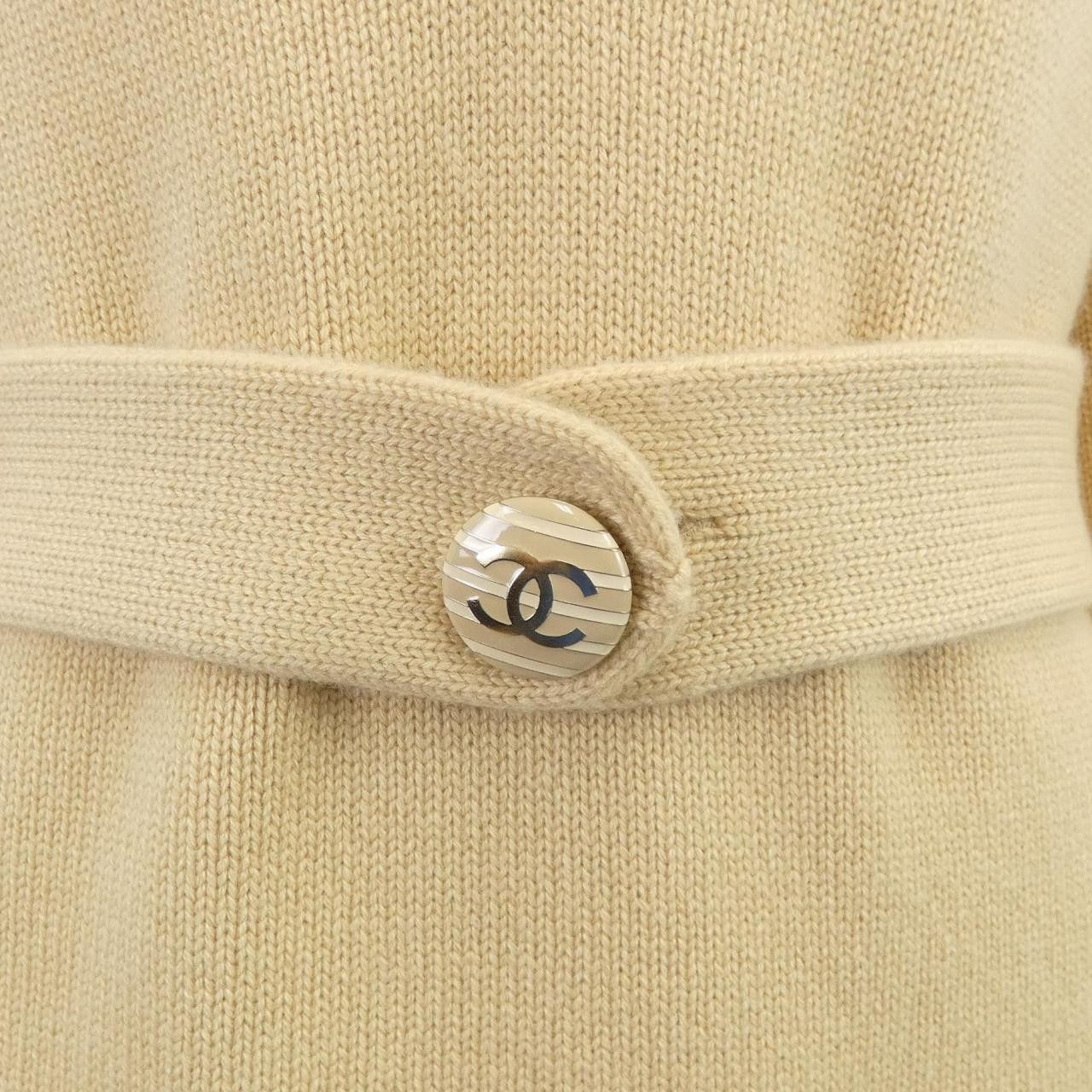 Chanel Chanel Chanel Cashmere Knitwear Textile Tops P47679K06042 DUTY FREE for USA Size ONE SIZE - 7 Thumbnail