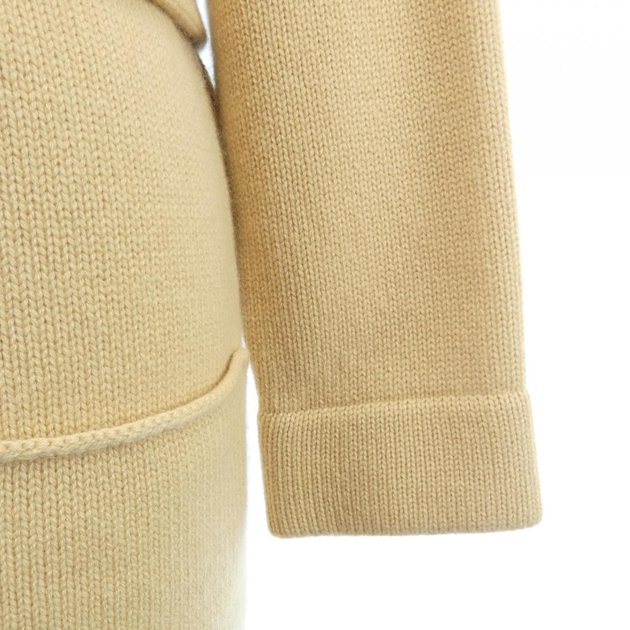 Chanel Chanel Chanel Cashmere Knitwear Textile Tops P47679K06042 DUTY FREE for USA Size ONE SIZE - 6 Thumbnail