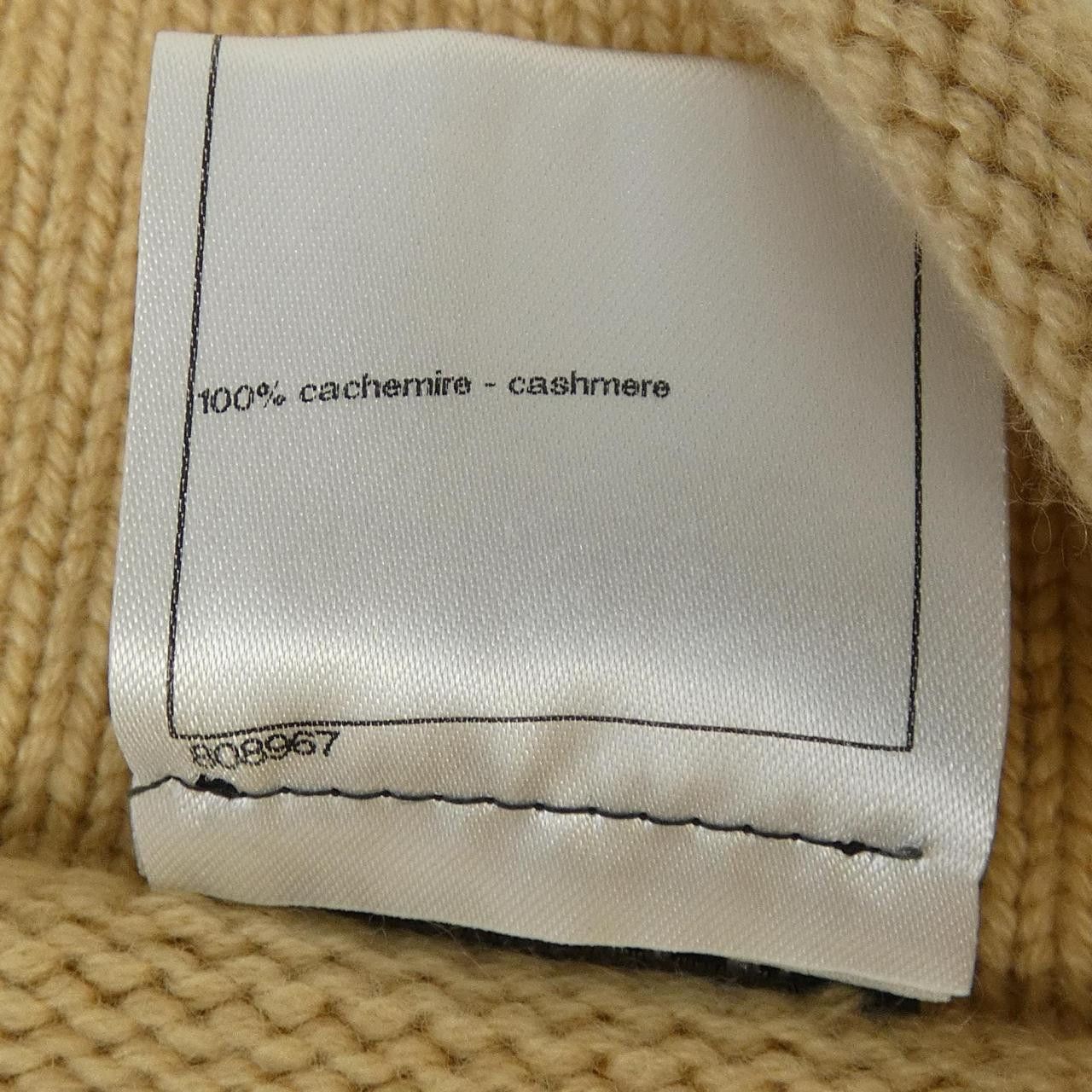 Chanel Chanel Chanel Cashmere Knitwear Textile Tops P47679K06042 DUTY FREE for USA Size ONE SIZE - 3 Thumbnail