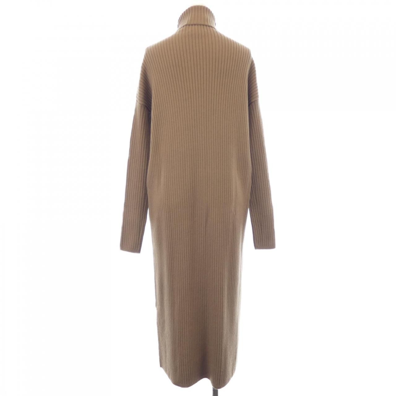Max Mara MaxMara S Max Mara Dress Others Dresses 93260213 DUTY FREE for USA Size ONE SIZE - 2 Thumbnail