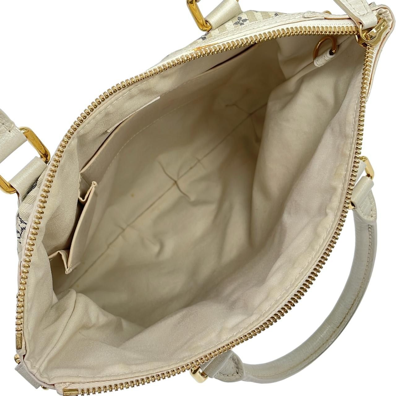 Louis Vuitton Louis Vuitton Louis Vuitton Monogram Croisette Marina Canvas Shoulder Bag Textile Crossbody Bag M95494 DUTY FREE for USA Size ONE SIZE - 8 Thumbnail