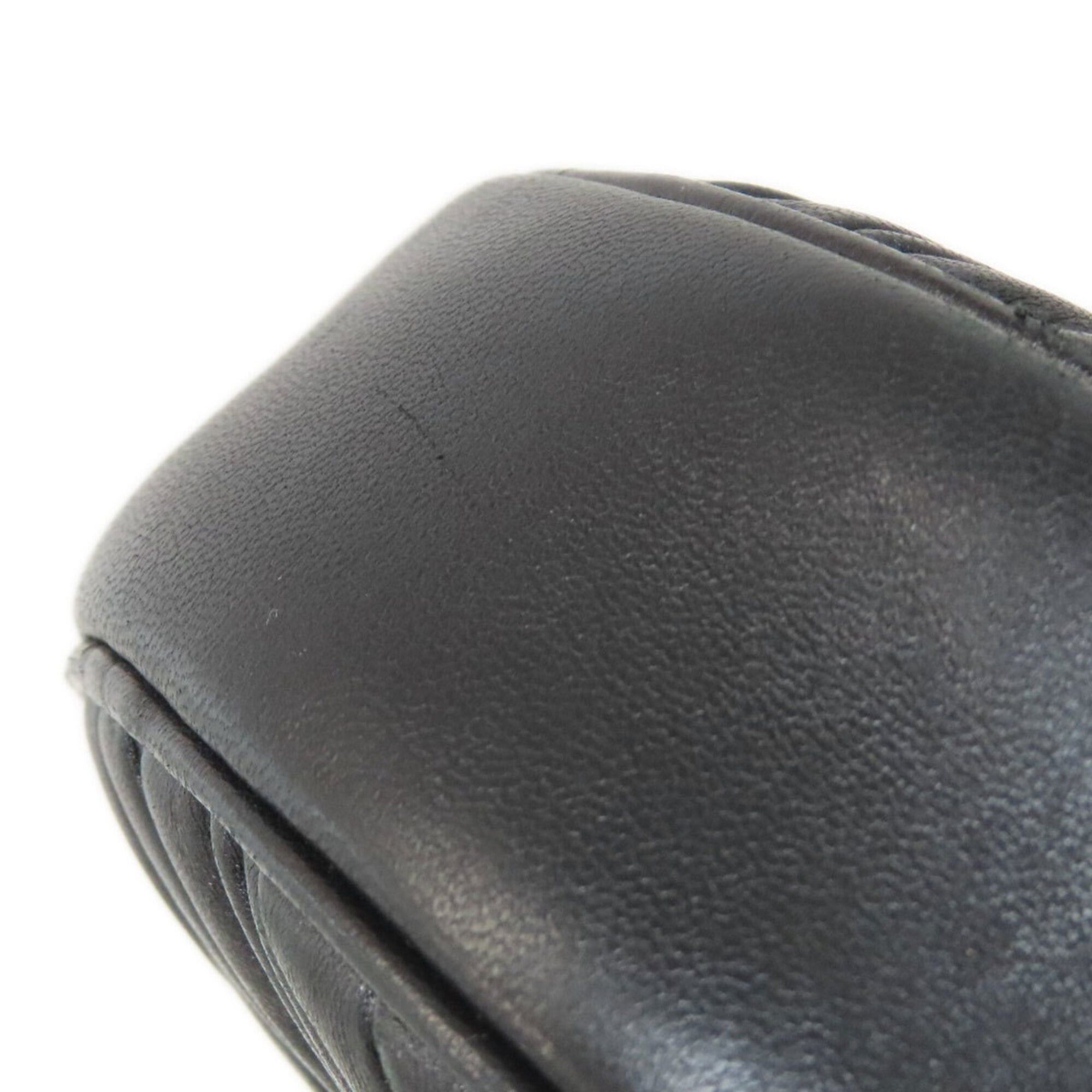 Miu Miu Miu Miu Miu Matelasse 2-Way Shoulder Bag in Calfskin for Women Size ONE SIZE - 19 Thumbnail