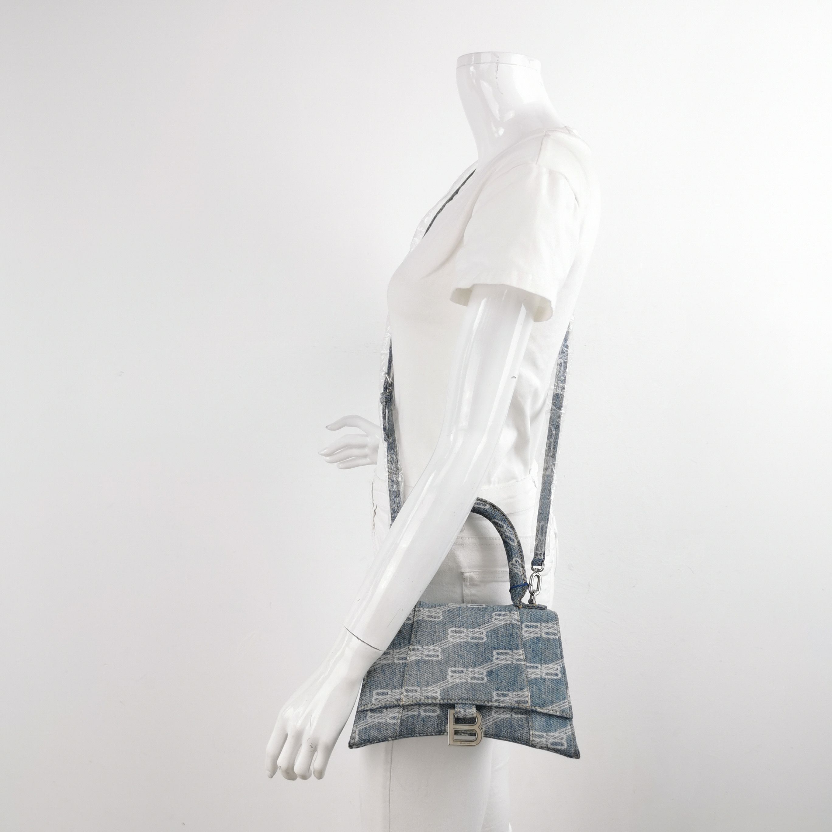 Balenciaga Balenciaga Women os Shoulder Bags Size ONE SIZE - 2 Thumbnail