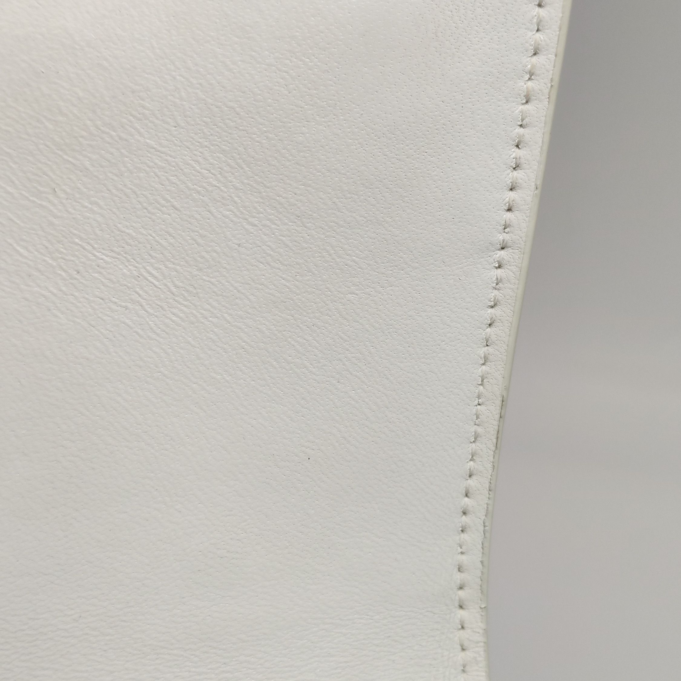 Balenciaga Balenciaga Women os Shoulder Bags Size ONE SIZE - 25 Thumbnail