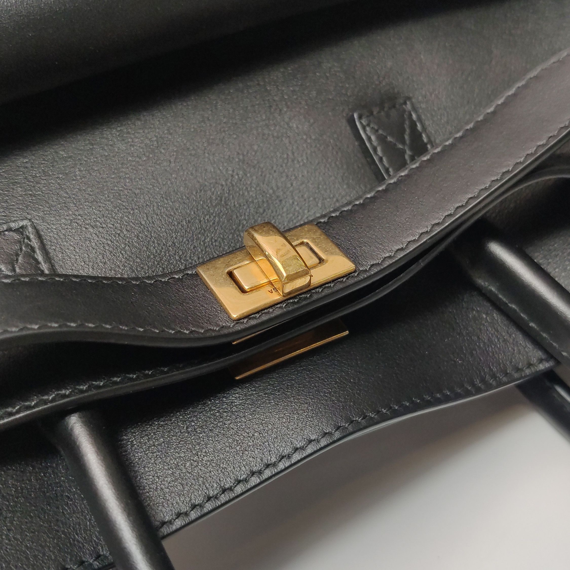 Balenciaga Balenciaga Women os Shoulder Bags Size ONE SIZE - 13 Thumbnail