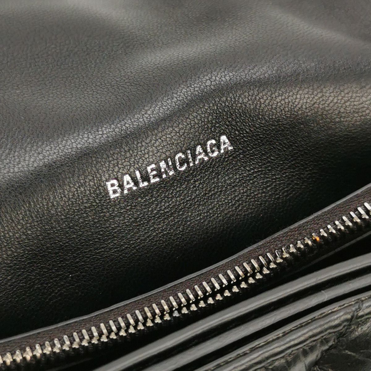 Balenciaga Balenciaga Women os Shoulder Bags Size ONE SIZE - 8 Thumbnail