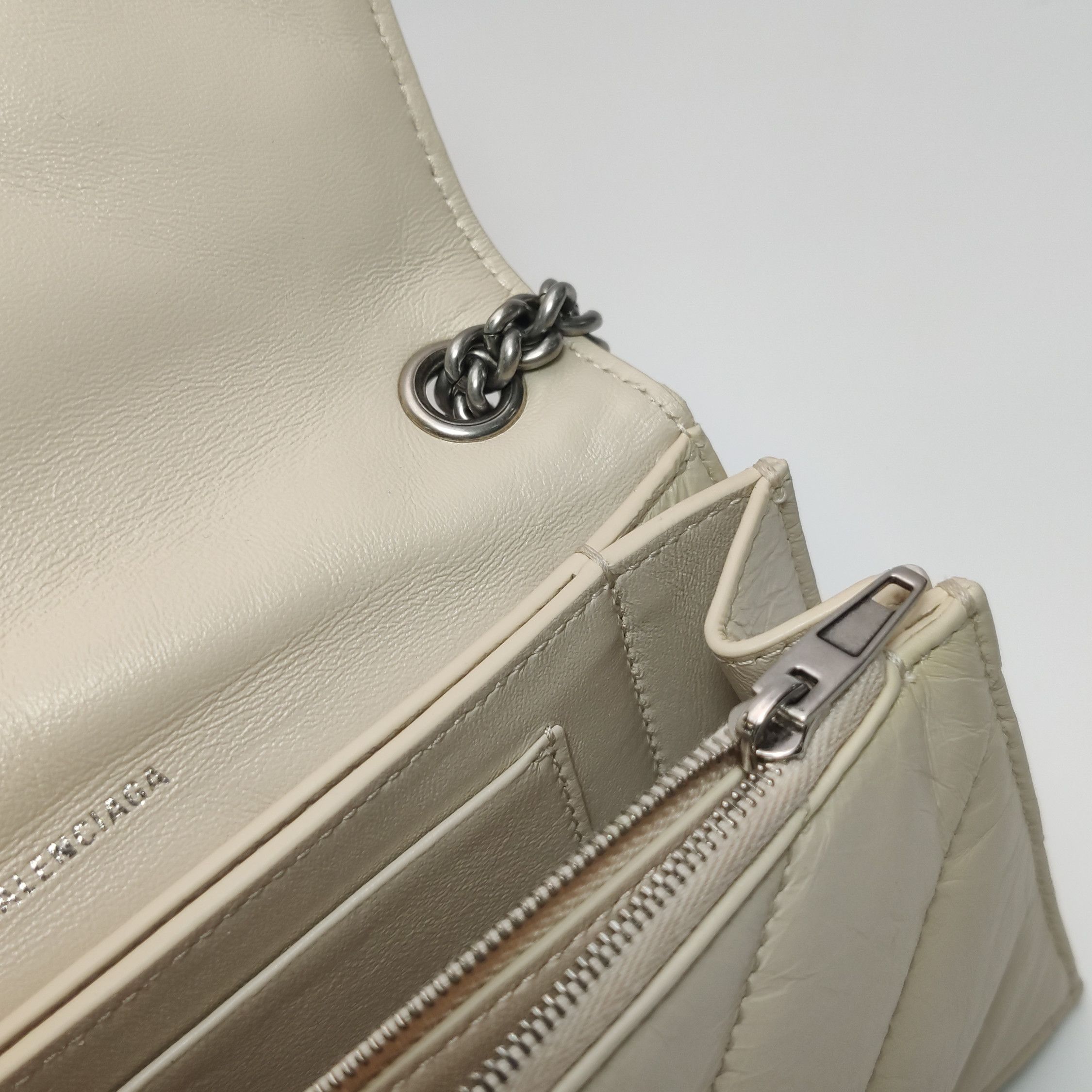 Balenciaga Balenciaga Women os Shoulder Bags Size ONE SIZE - 17 Thumbnail