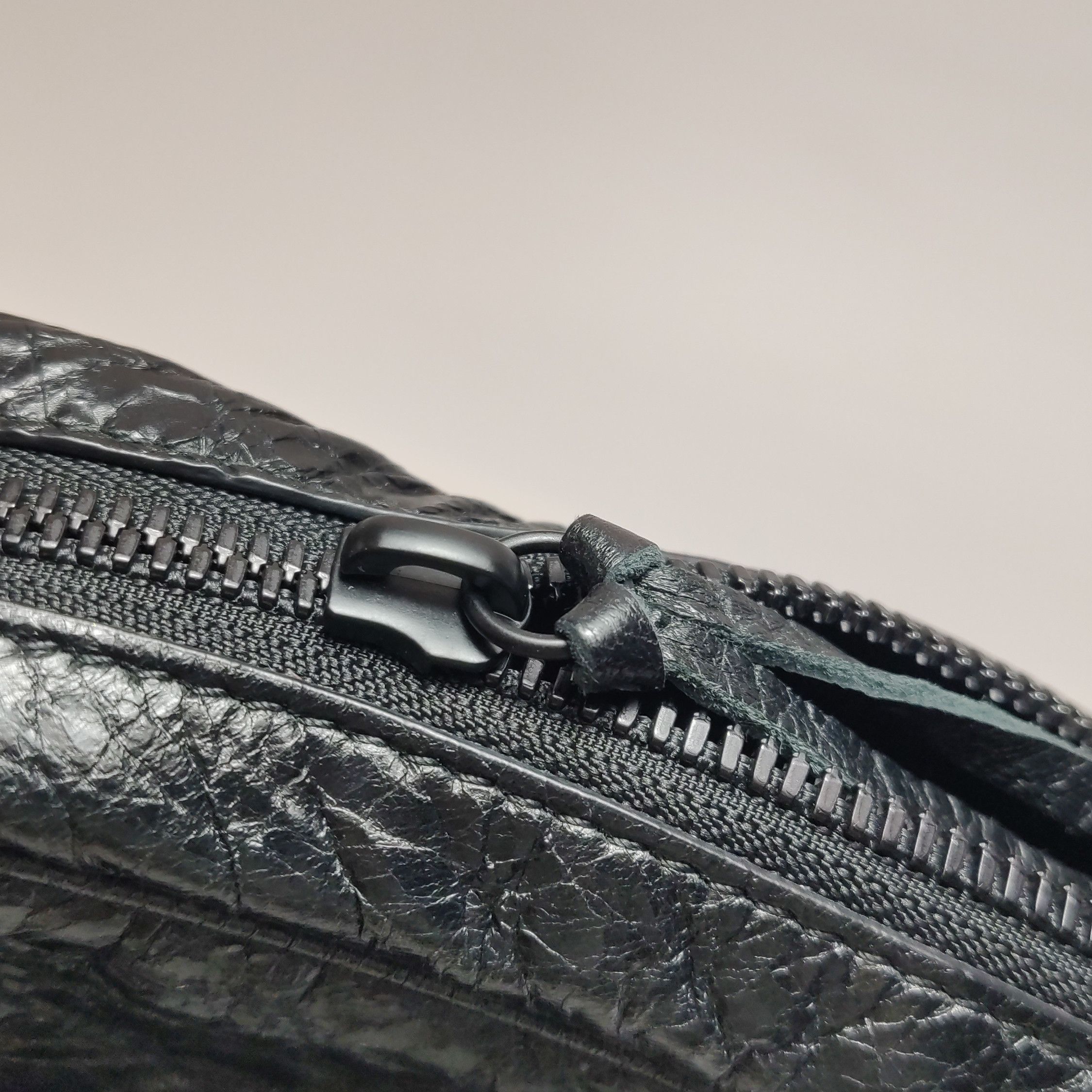 Balenciaga Balenciaga Women os Crossbody Bags Size ONE SIZE - 14 Thumbnail