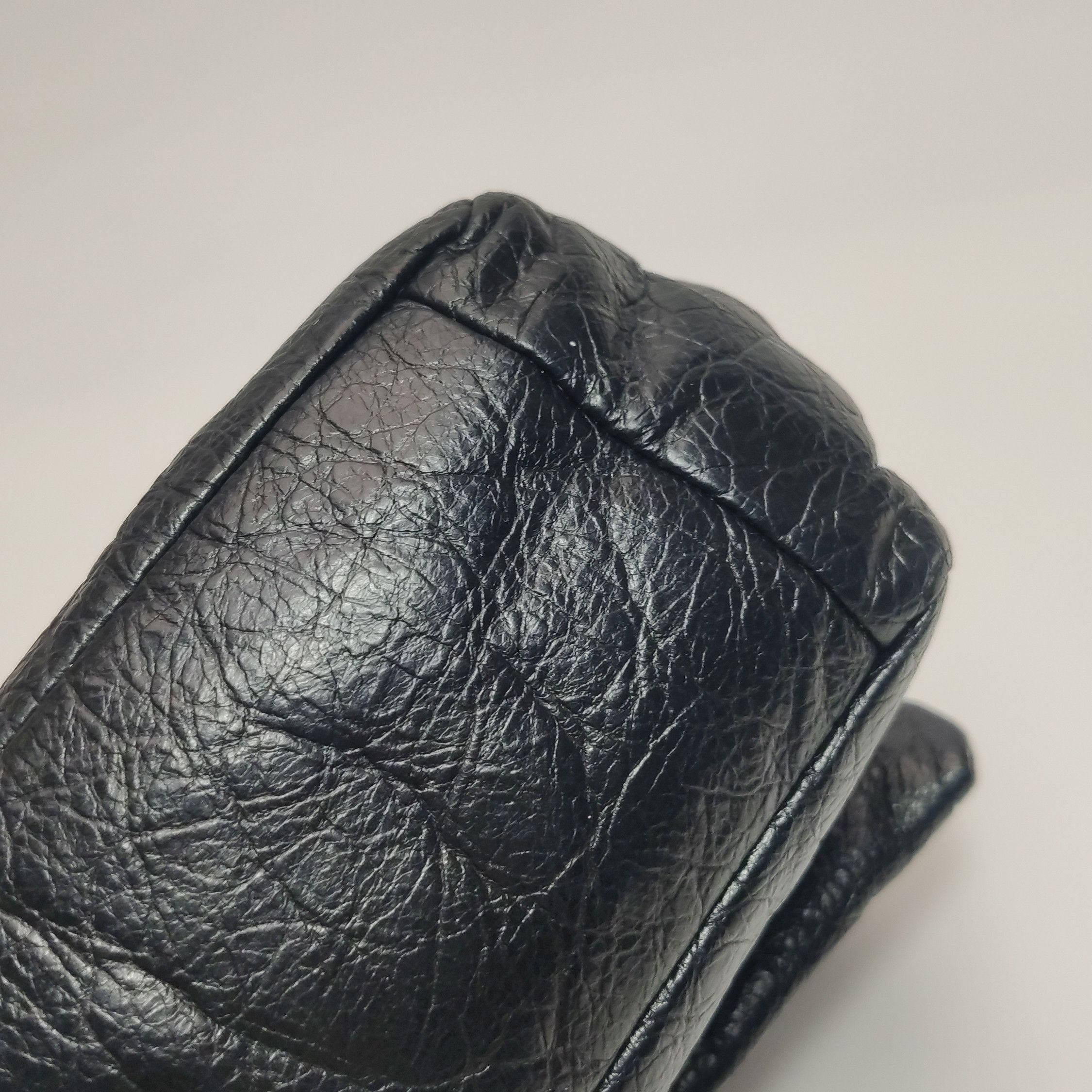 Balenciaga Balenciaga Women os Shoulder Bags Size ONE SIZE - 19 Thumbnail