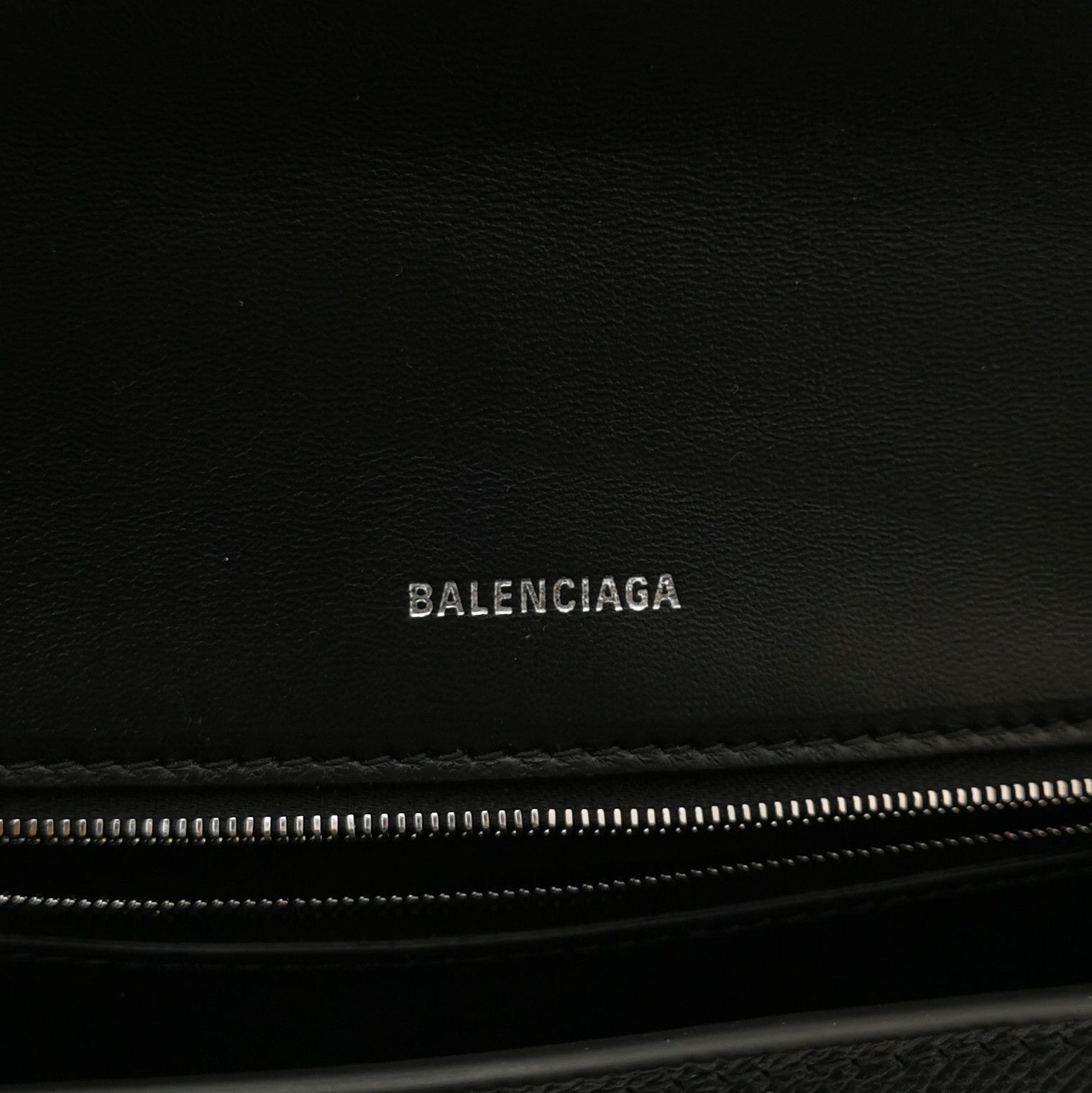 Balenciaga Balenciaga Women os Shoulder Bags Size ONE SIZE - 8 Thumbnail