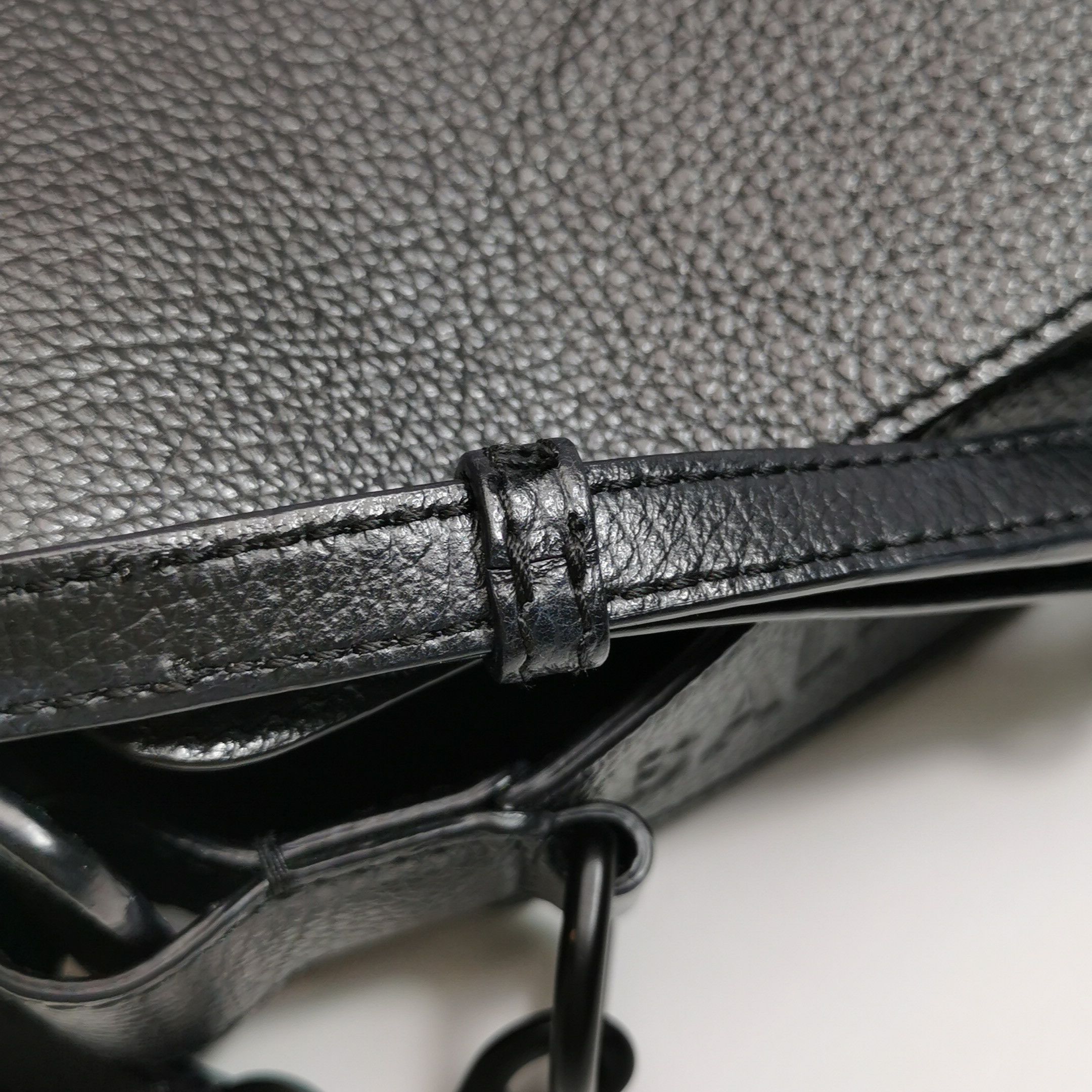 Balenciaga Balenciaga Women os Shoulder Bags Size ONE SIZE - 21 Thumbnail
