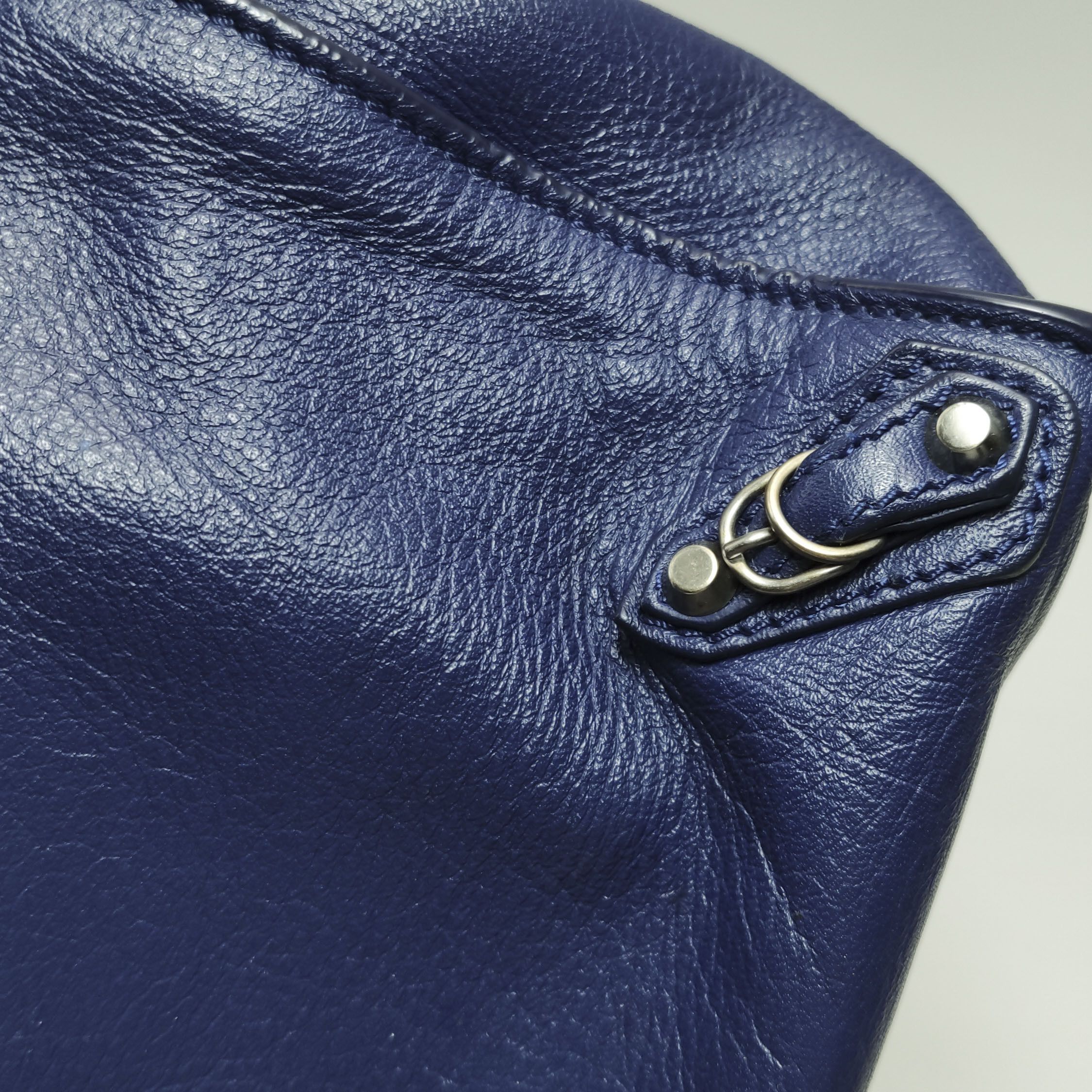 Balenciaga Balenciaga Women os Crossbody Bags Size ONE SIZE - 20 Thumbnail