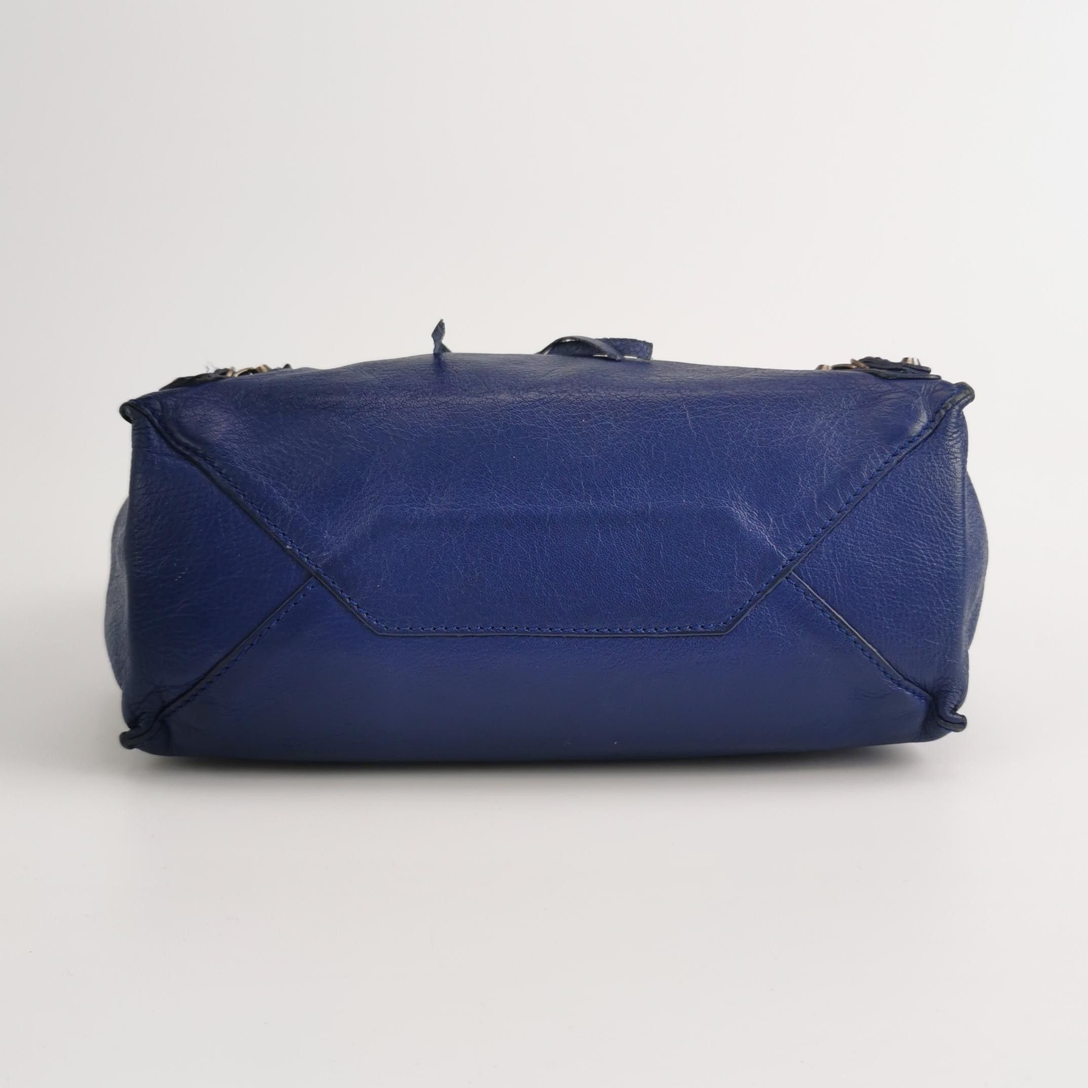 Balenciaga Balenciaga Women os Crossbody Bags Size ONE SIZE - 6 Thumbnail